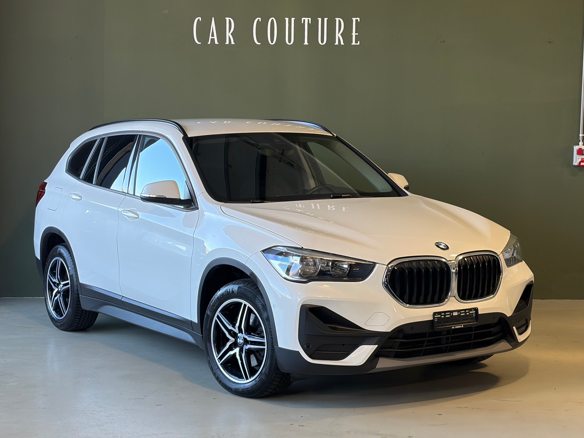 BMW X1 xDrive 18d Steptronic *CH-Fahrzeug*-image-2