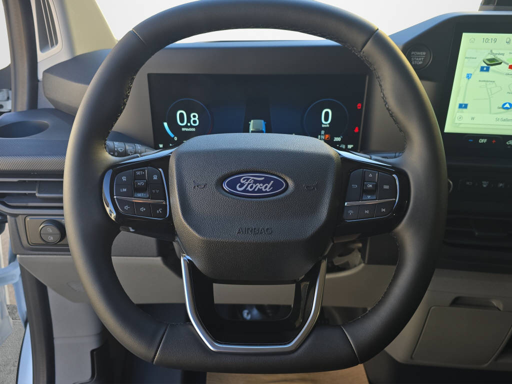 FORD Transit Custom Van 320 L2 2.0 EcoBlue 170 Trend 4x4-image-9