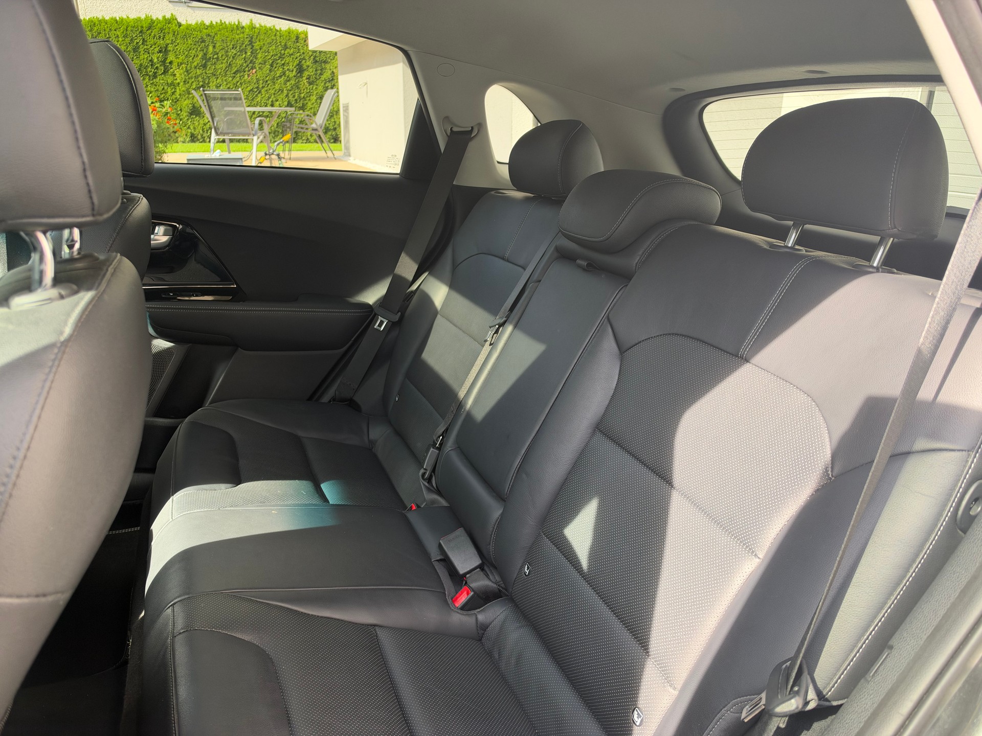 KIA Niro 1.6GDi Plug-in Hybrid DCT-image-10