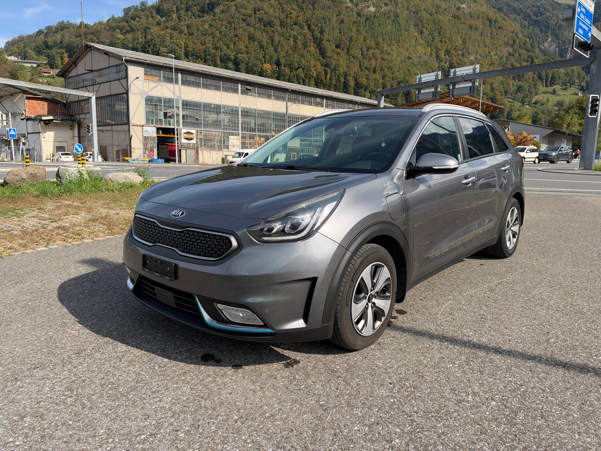 KIA Niro 1.6GDi Plug-in Hybrid DCT-image-0