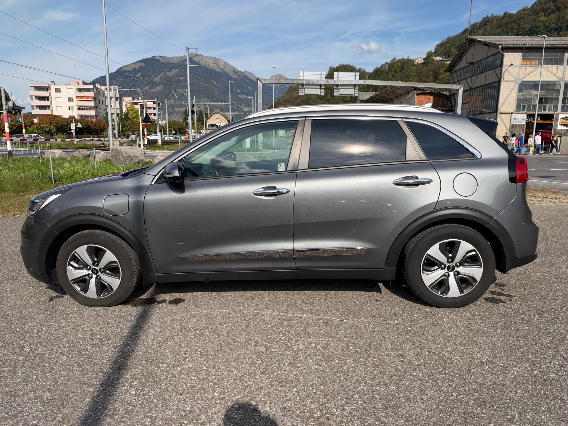 KIA Niro 1.6GDi Plug-in Hybrid DCT-image-7