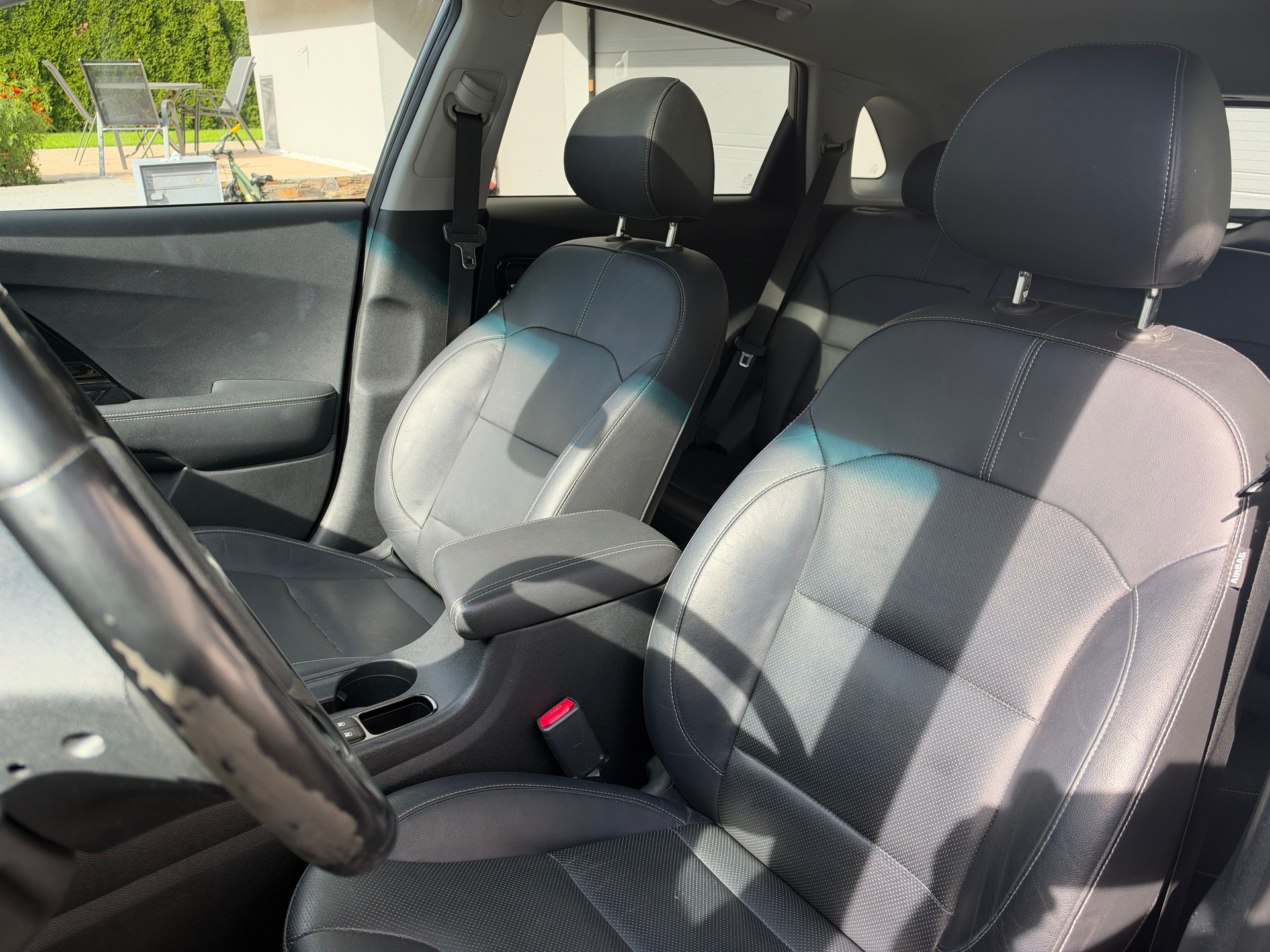 KIA Niro 1.6GDi Plug-in Hybrid DCT-image-9