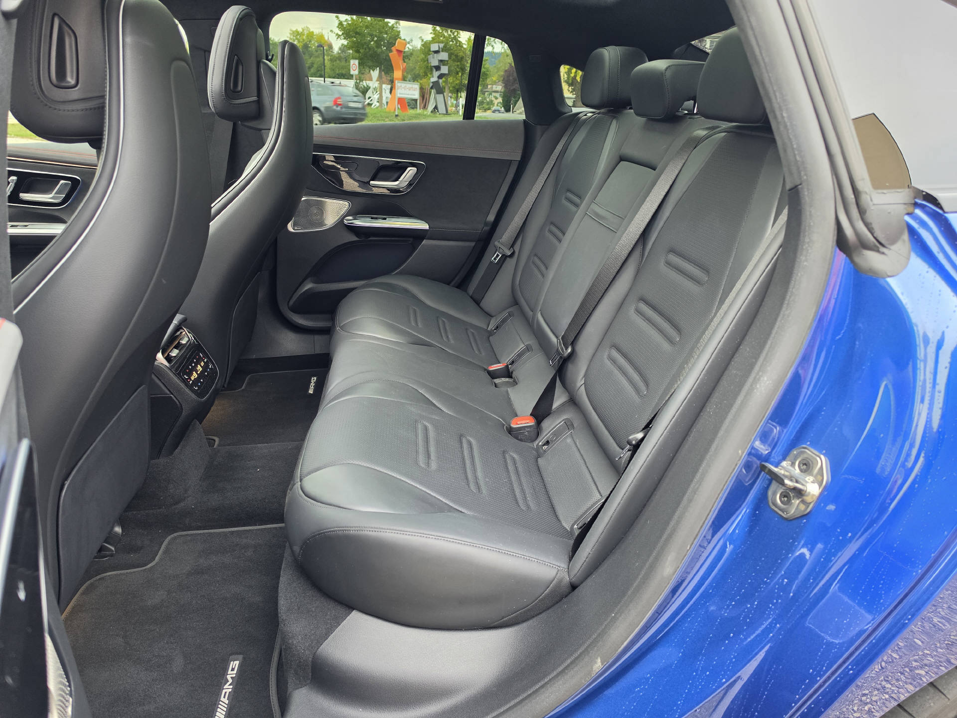 MERCEDES-BENZ EQE 43 AMG 4matic-image-14