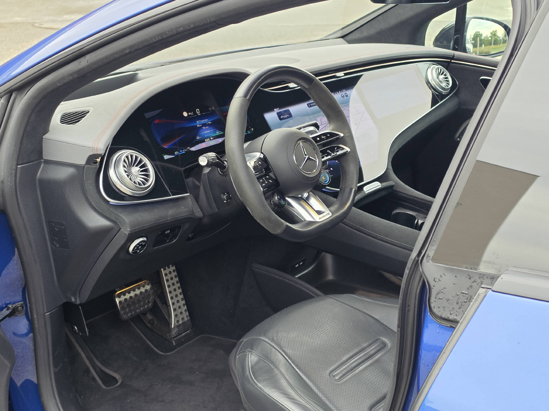 MERCEDES-BENZ EQE 43 AMG 4matic-image-13