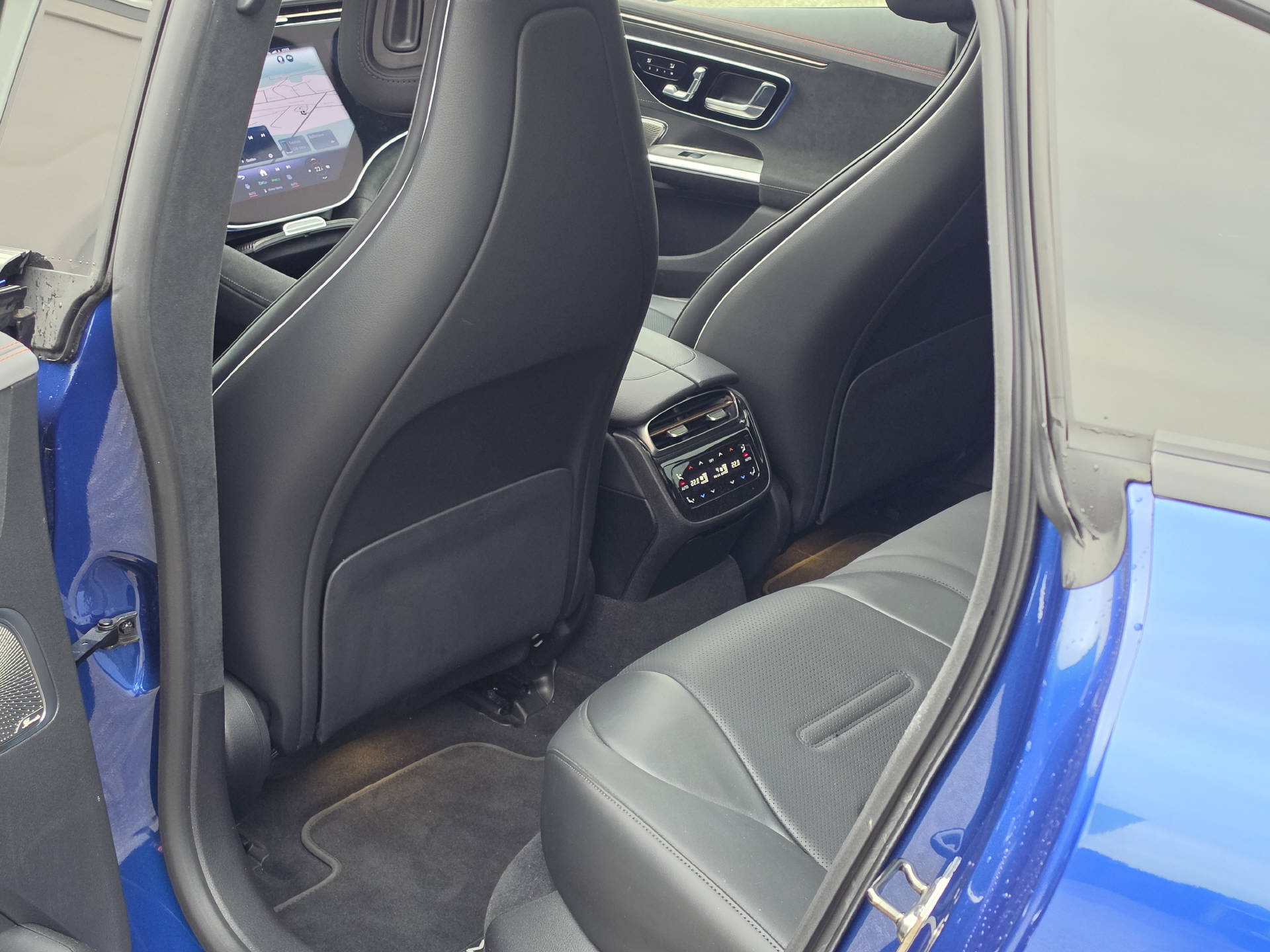 MERCEDES-BENZ EQE 43 AMG 4matic-image-15