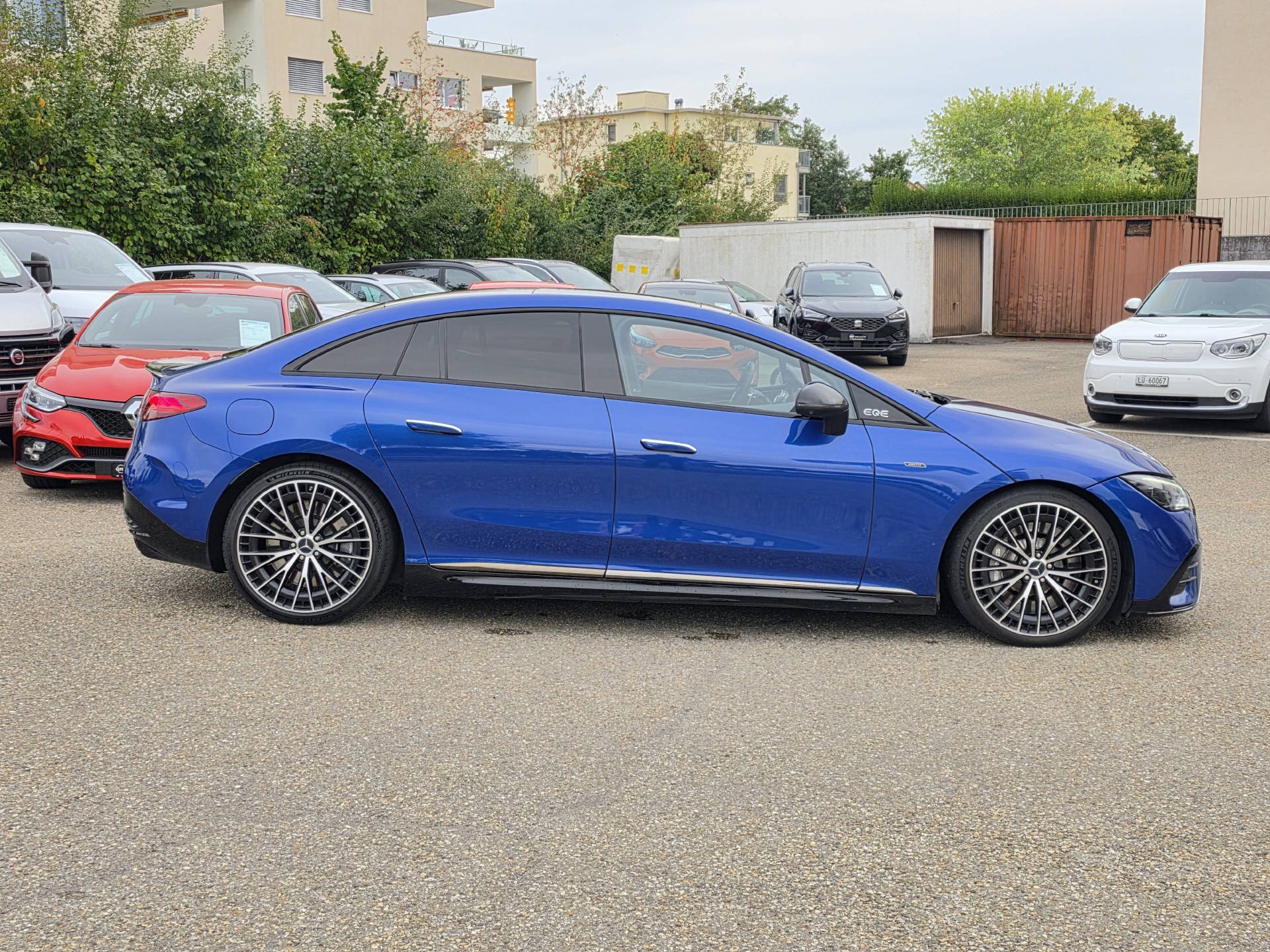 MERCEDES-BENZ EQE 43 AMG 4matic-image-5