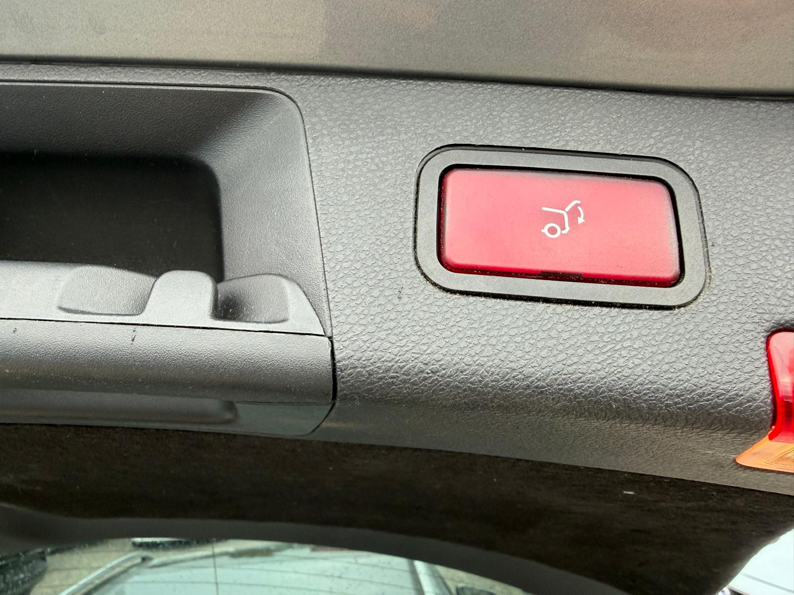 MERCEDES-BENZ C 220 CDI Avantgarde Automatic-image-15