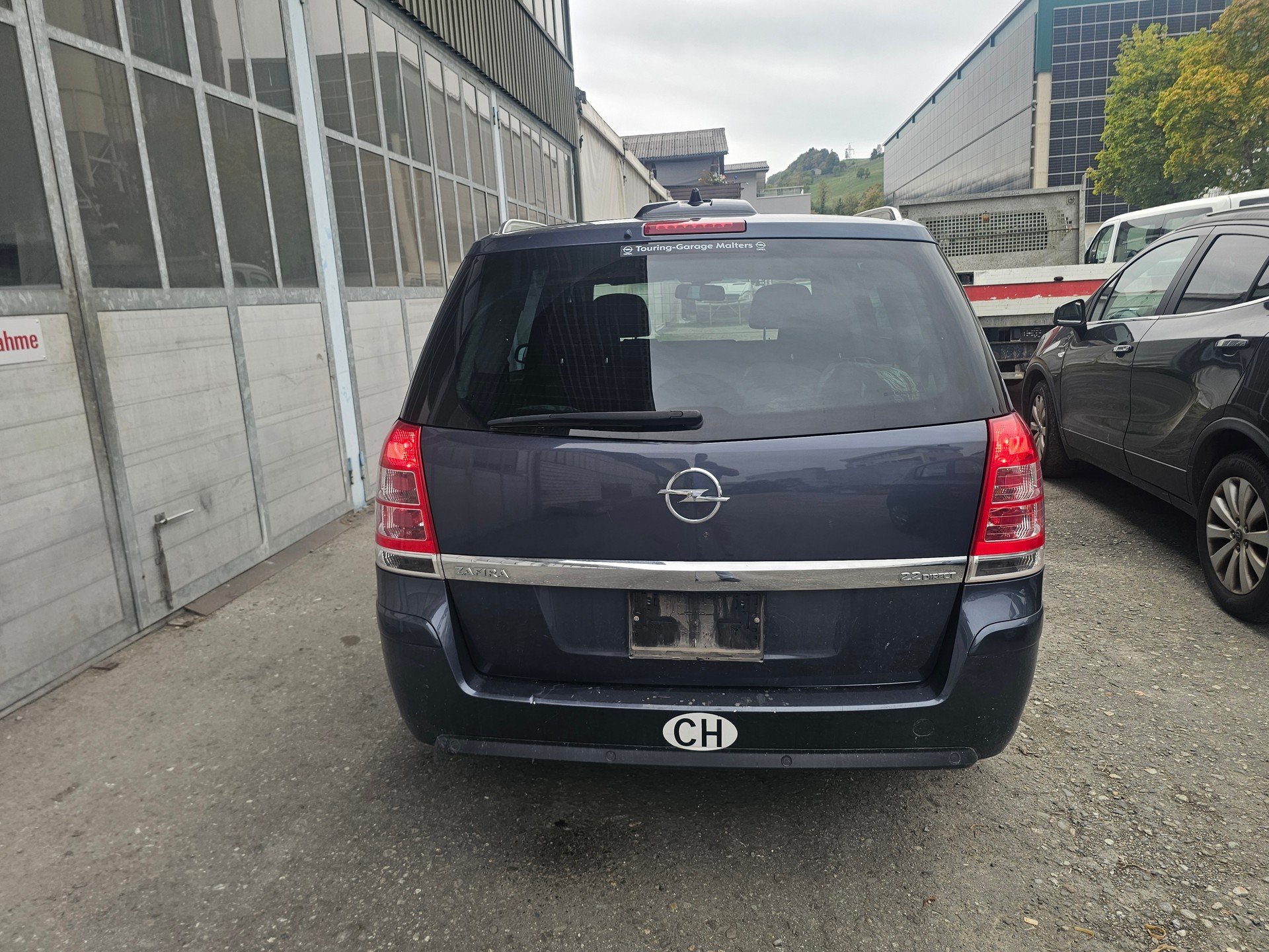 OPEL Zafira 2.2i 16V Cosmo Automatic-image-3