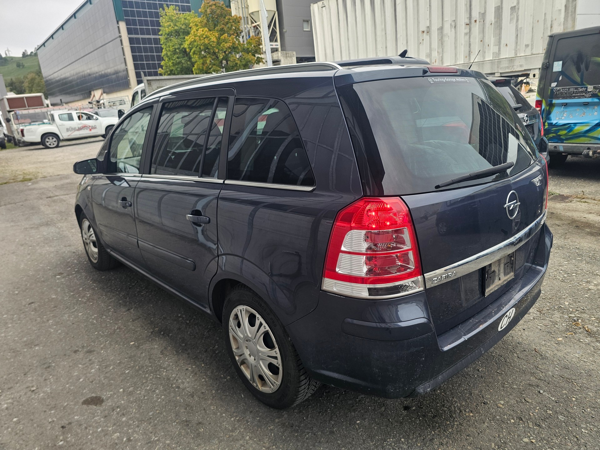 OPEL Zafira 2.2i 16V Cosmo Automatic-image-4