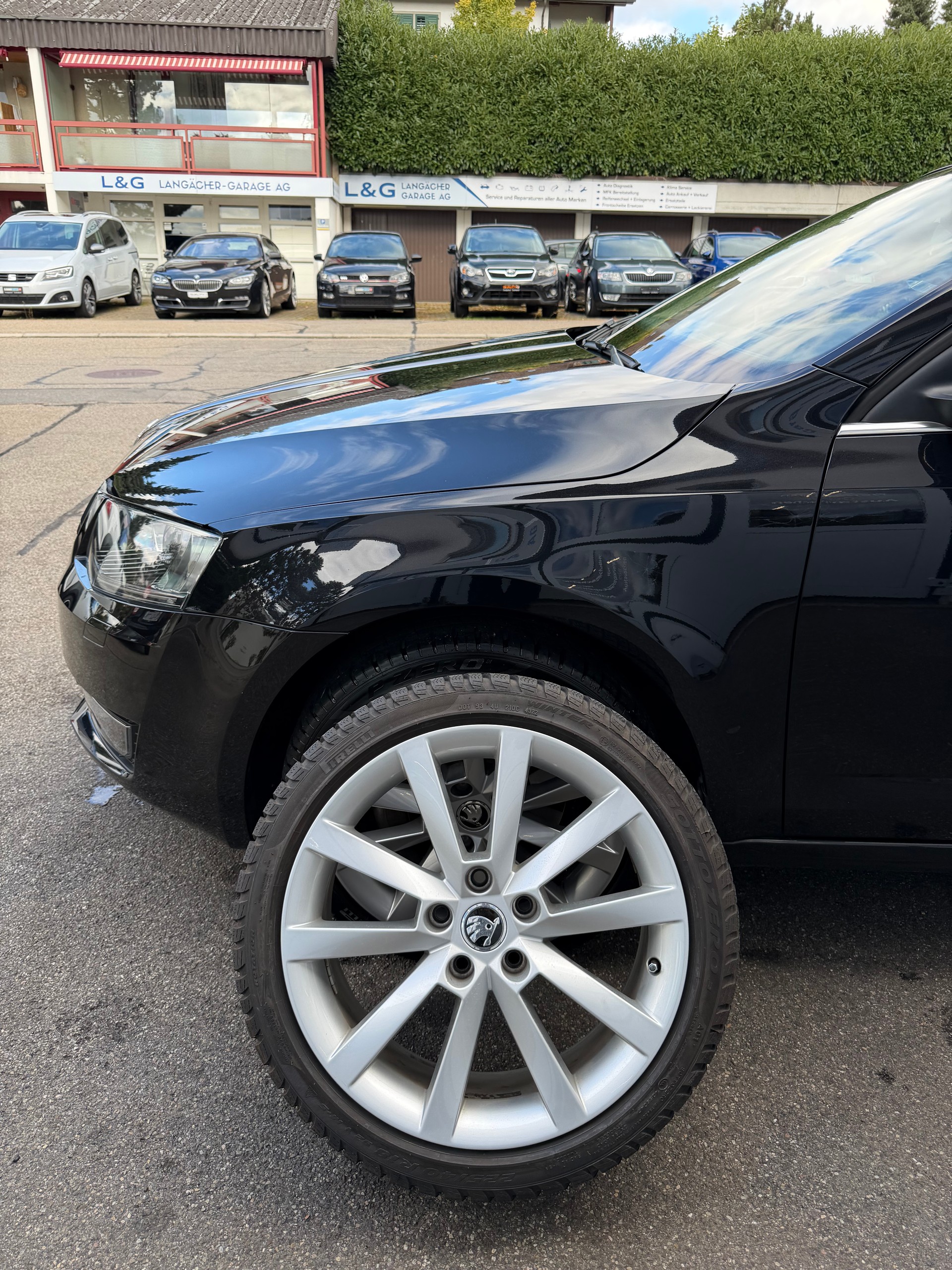 SKODA Octavia 1.8 TSI Elegance 4x4 DSG-image-15
