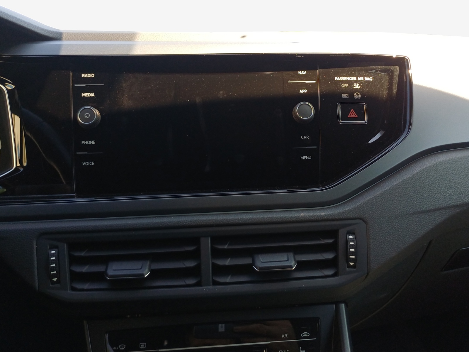 VW Taigo 1.5 TSI R-Line DSG-image-10