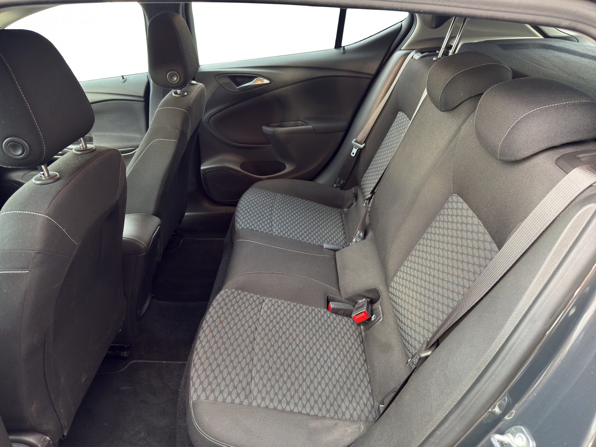 OPEL Astra 1.4i Turbo Enjoy Automatic-image-5