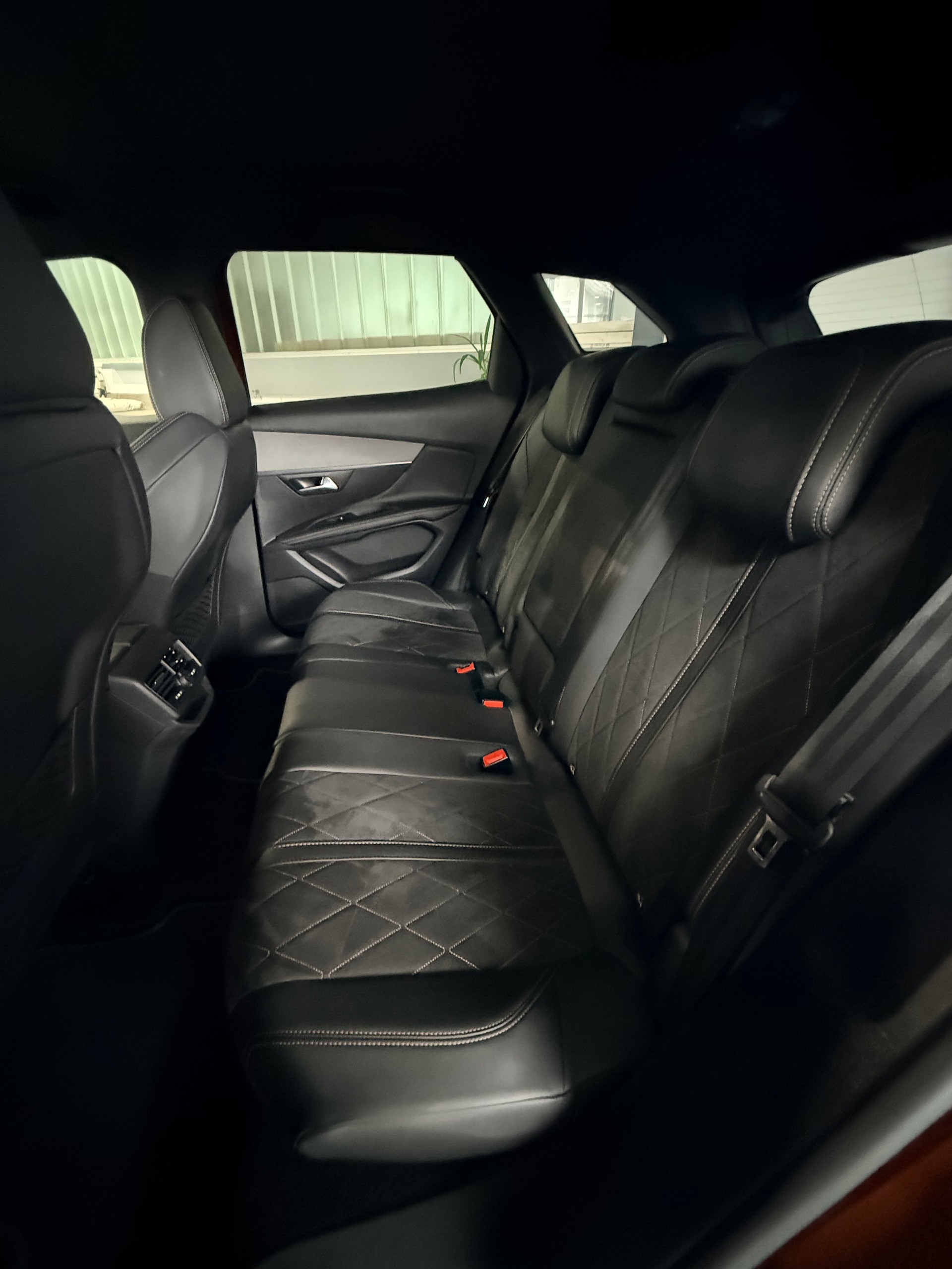 PEUGEOT 3008 2.0 BlueHDi GT EAT-image-7