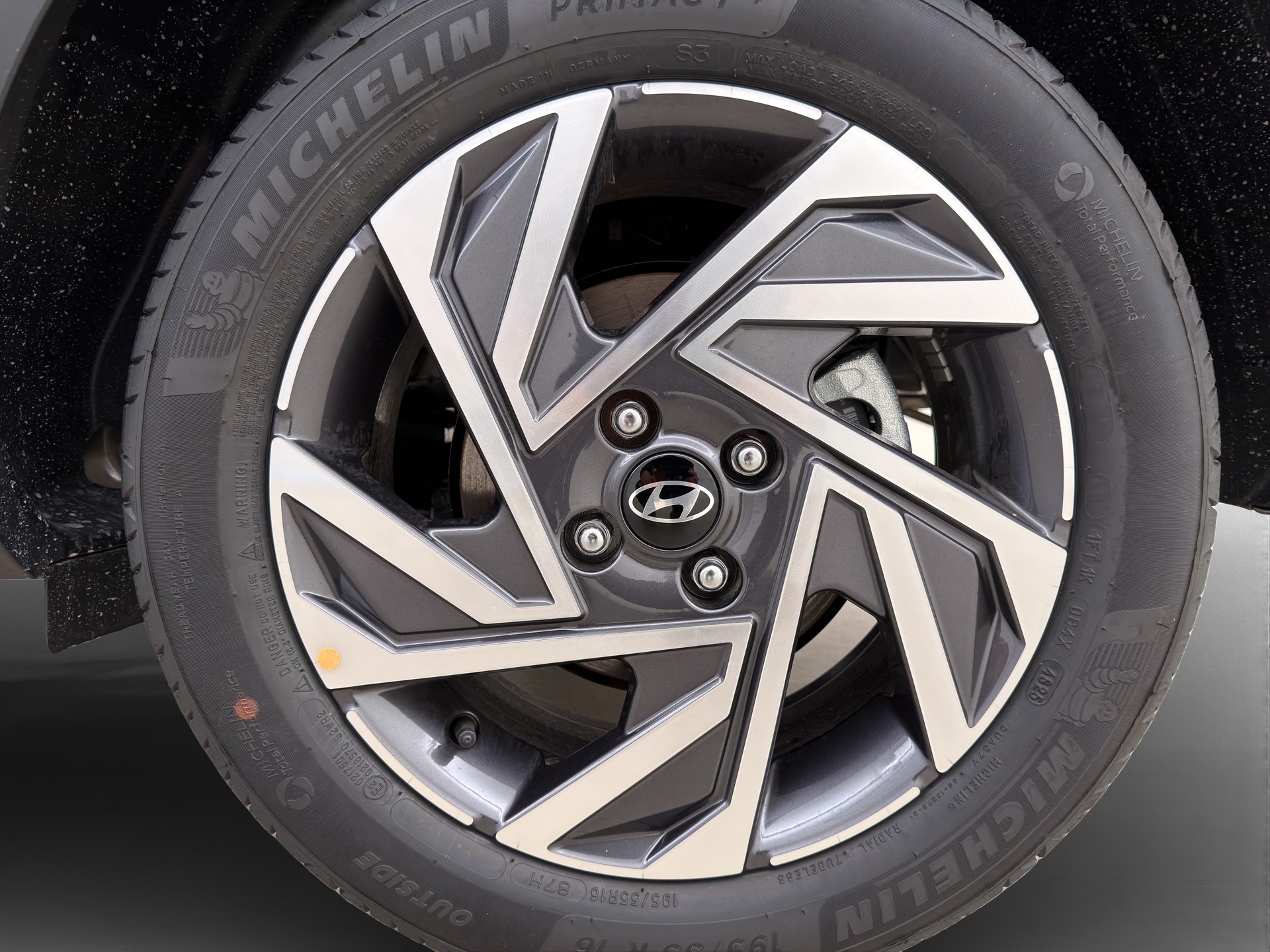 HYUNDAI Bayon 1.0 T-GDi Amplia-image-5