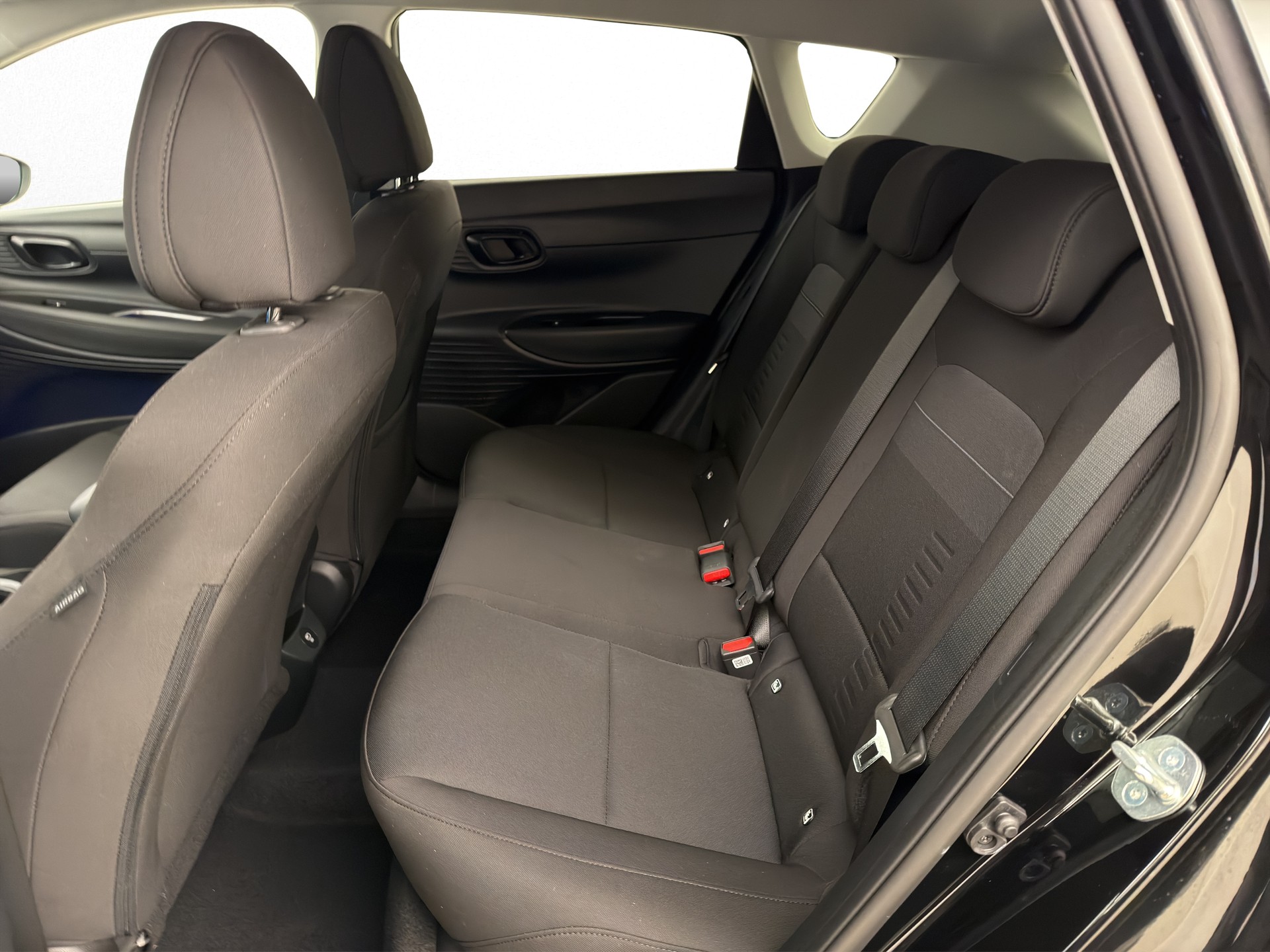 HYUNDAI Bayon 1.0 T-GDi Amplia-image-11