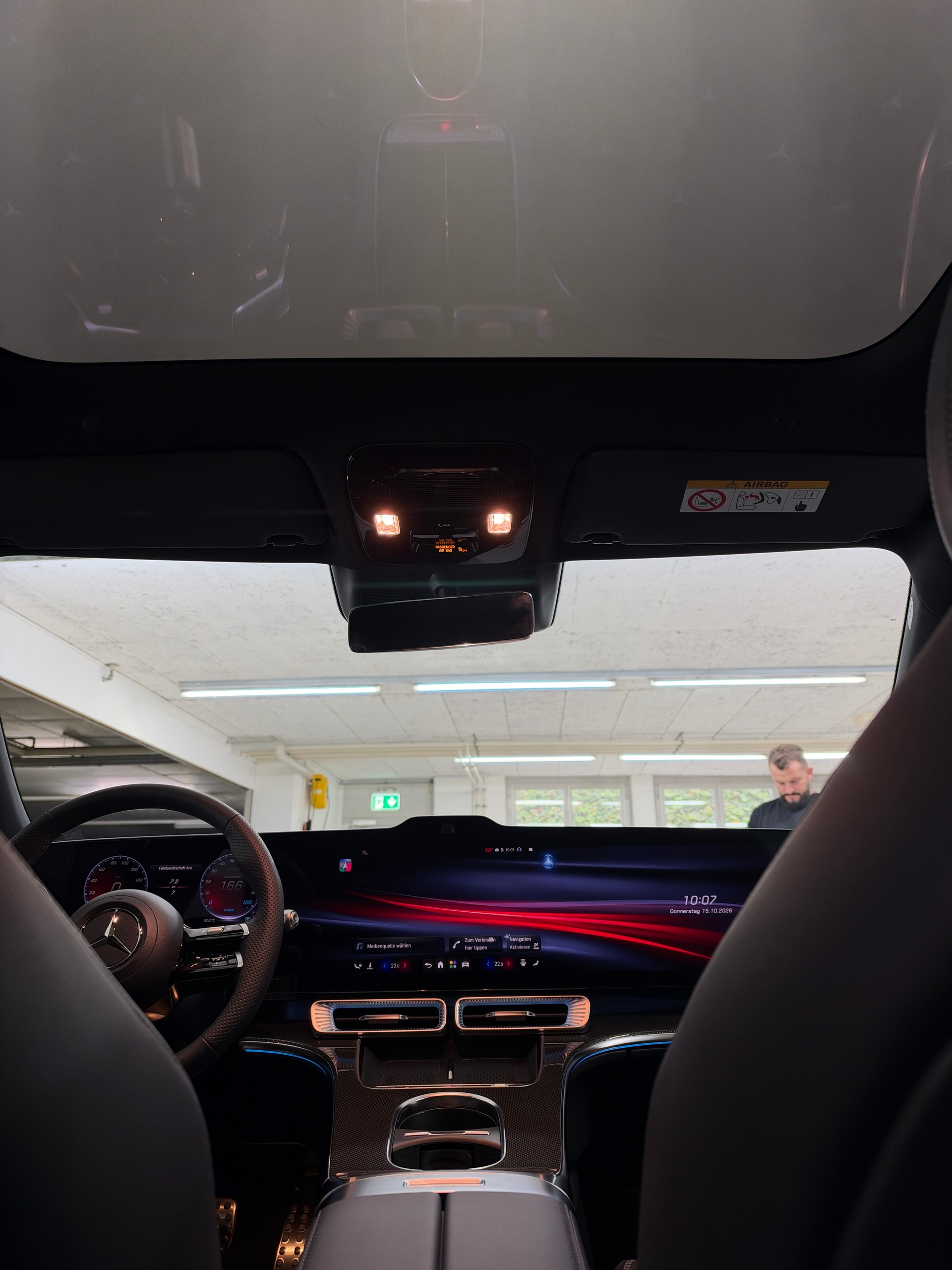 MERCEDES-BENZ C 400 4Matic-image-12