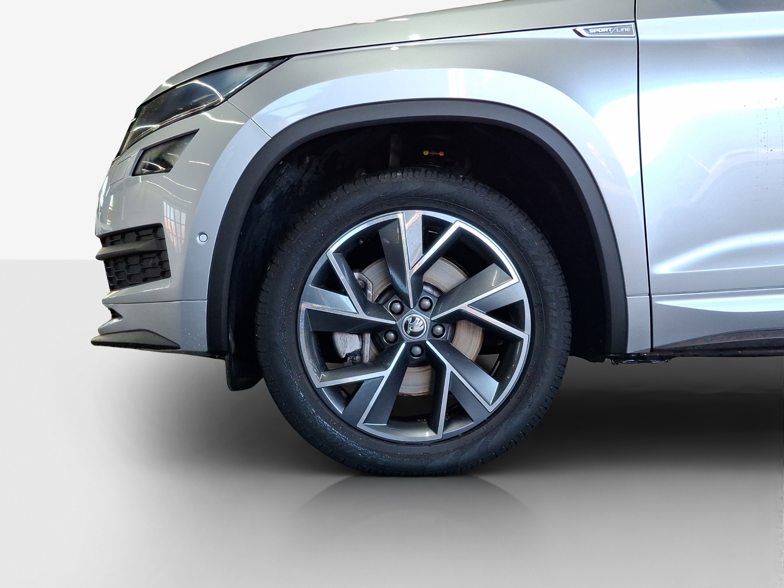 SKODA Kodiaq 2.0 TSI 4x4 SportLine-image-14