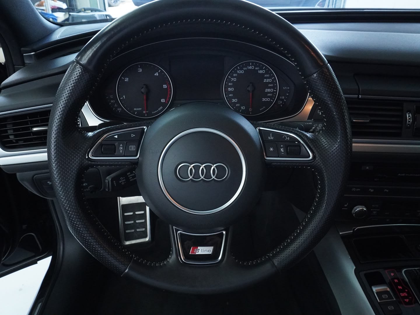 AUDI A6 Avant 3.0 BiTDI V6 quattro tiptronic-image-8