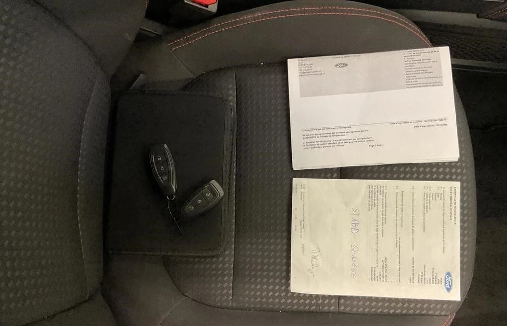 FORD Kuga 2.5 PHEV ST-Line 2WD-image-18