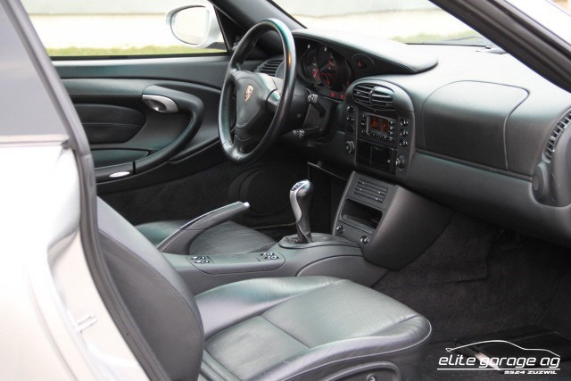 PORSCHE 911 Turbo-image-3