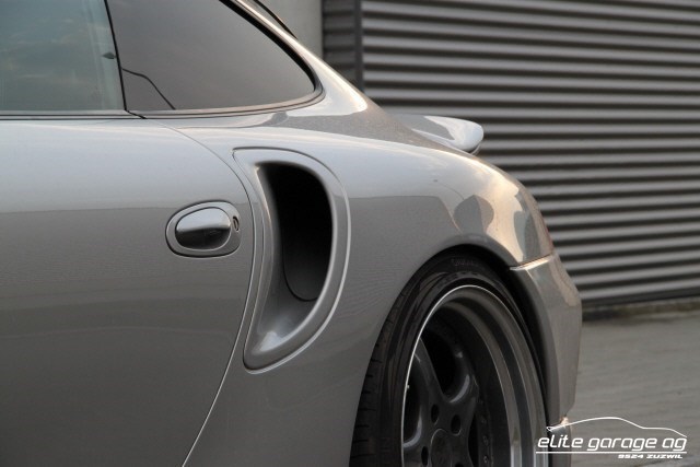 PORSCHE 911 Turbo-image-5
