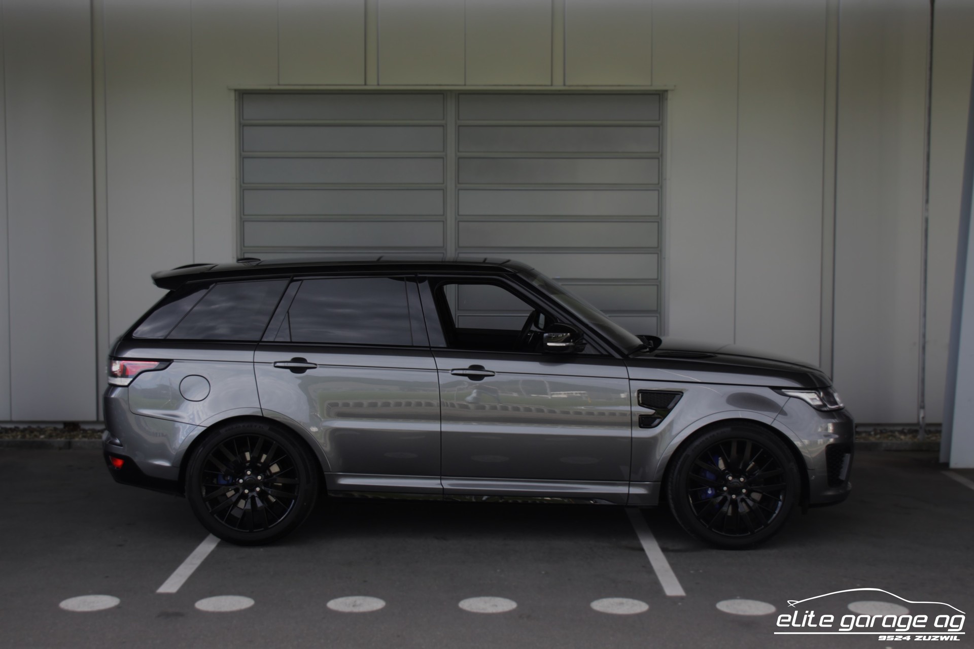 LAND ROVER Range Rover Sport 5.0 V8 SVR-image-5
