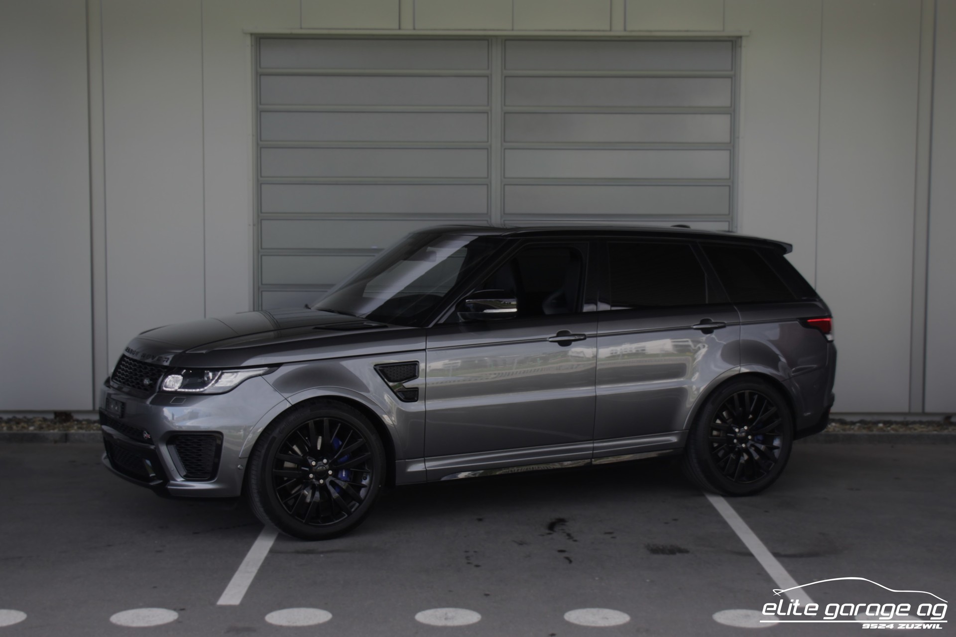 LAND ROVER Range Rover Sport 5.0 V8 SVR-image-0