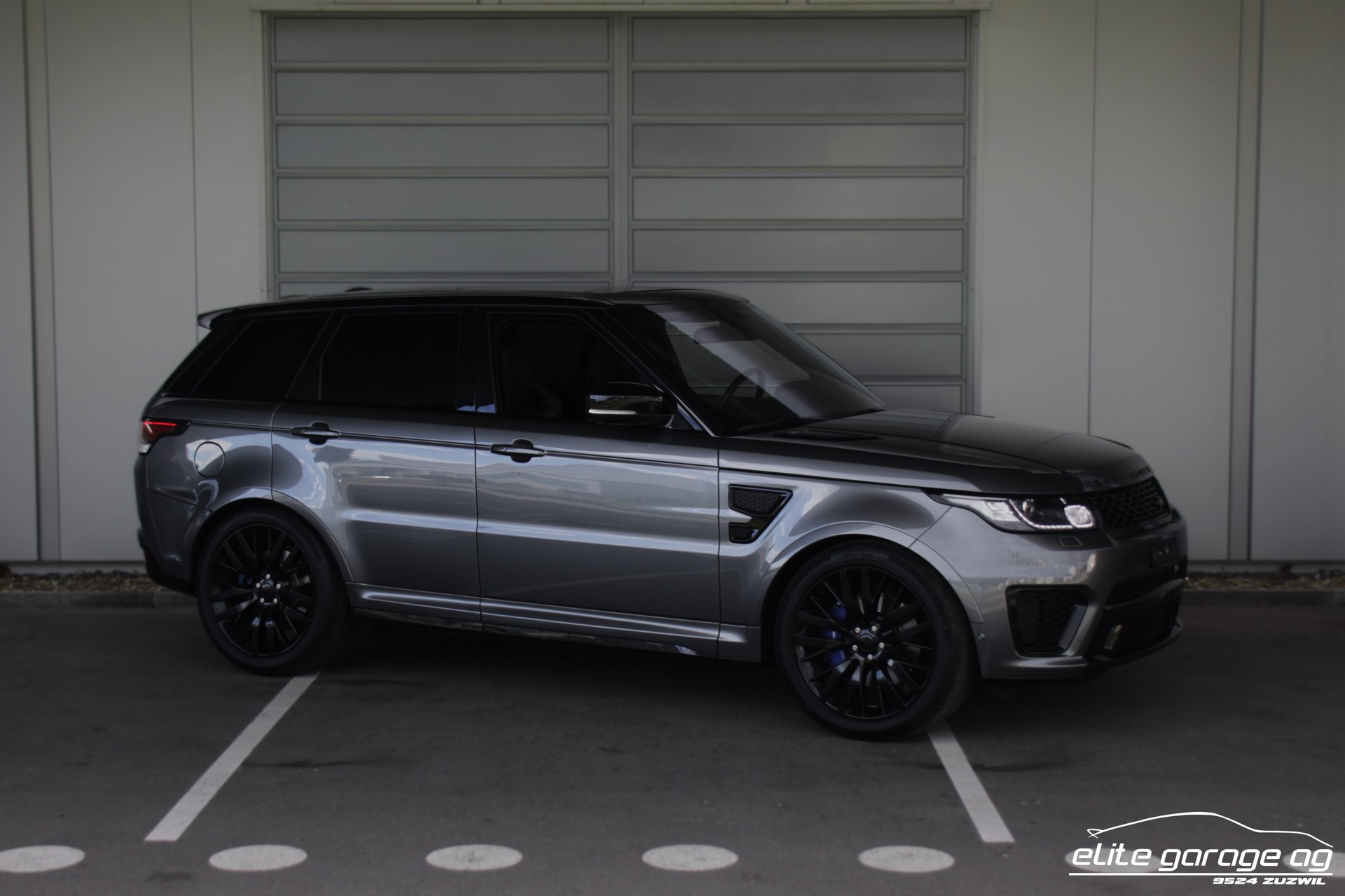 LAND ROVER Range Rover Sport 5.0 V8 SVR-image-6