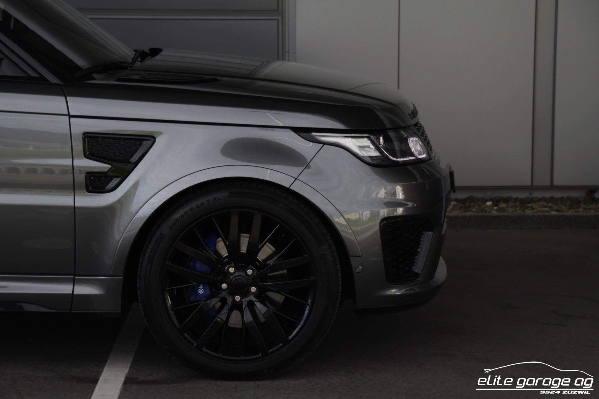 LAND ROVER Range Rover Sport 5.0 V8 SVR-image-9