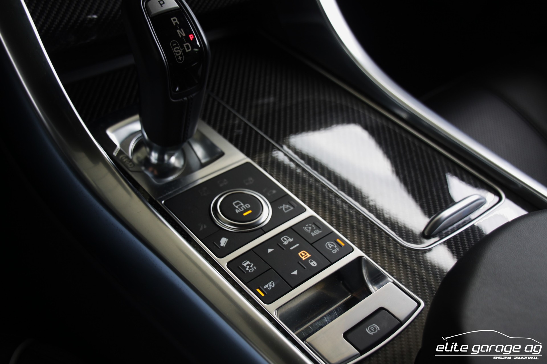 LAND ROVER Range Rover Sport 5.0 V8 SVR-image-15