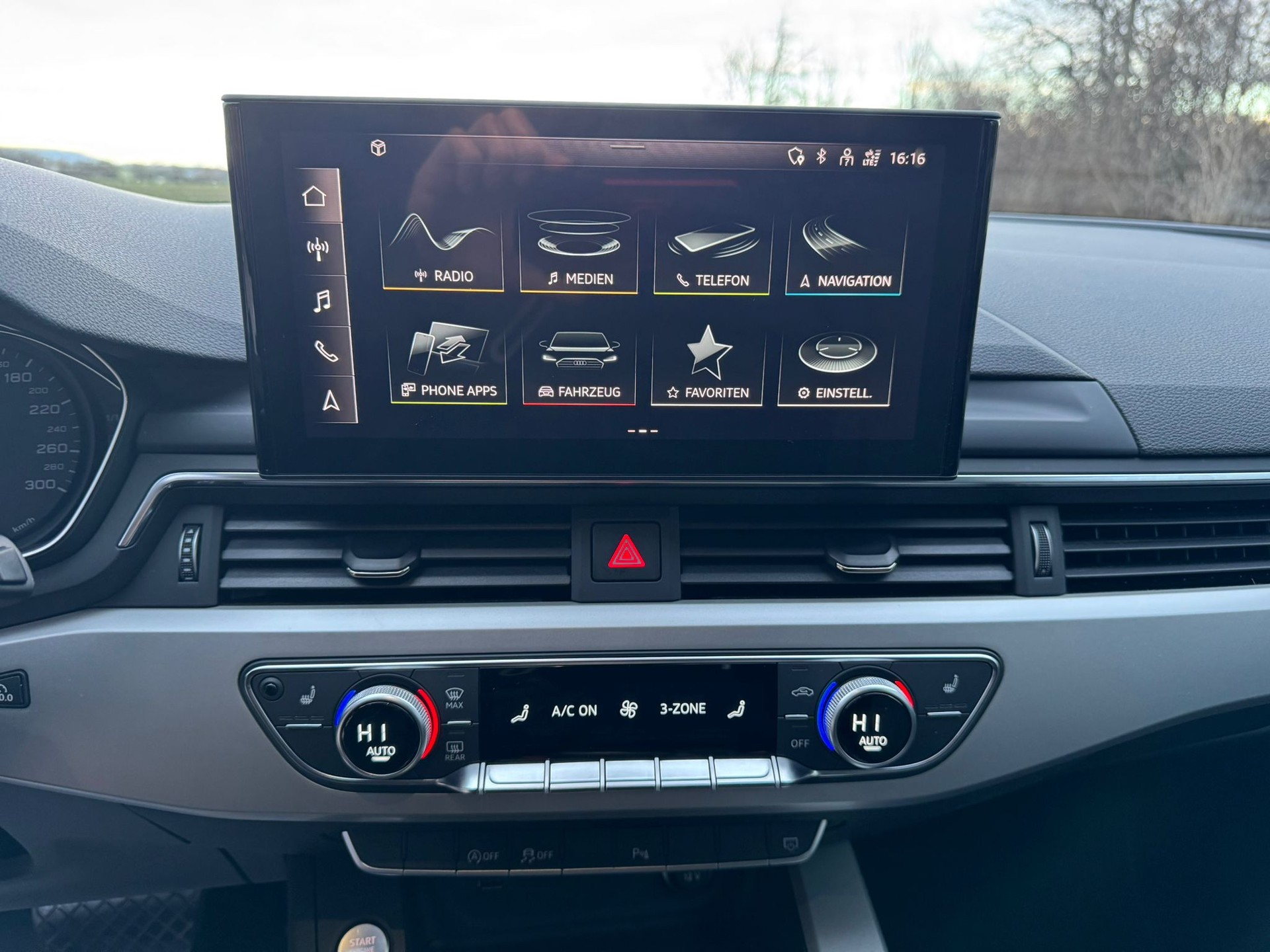 AUDI A4 Avant 35 TDI advanced S-tronic-image-14