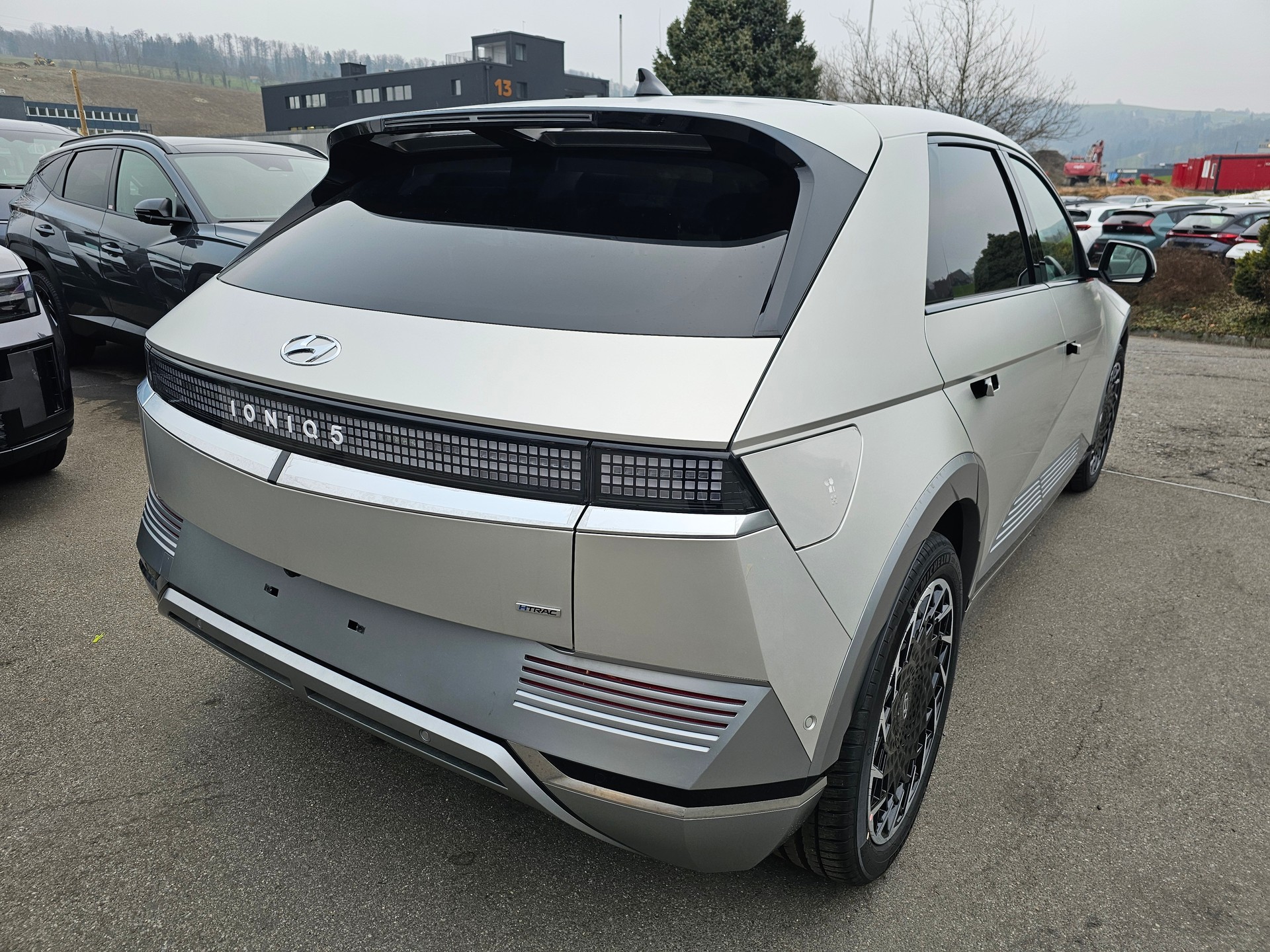 HYUNDAI Ioniq 5 77kWh Vertex 4WD-image-6