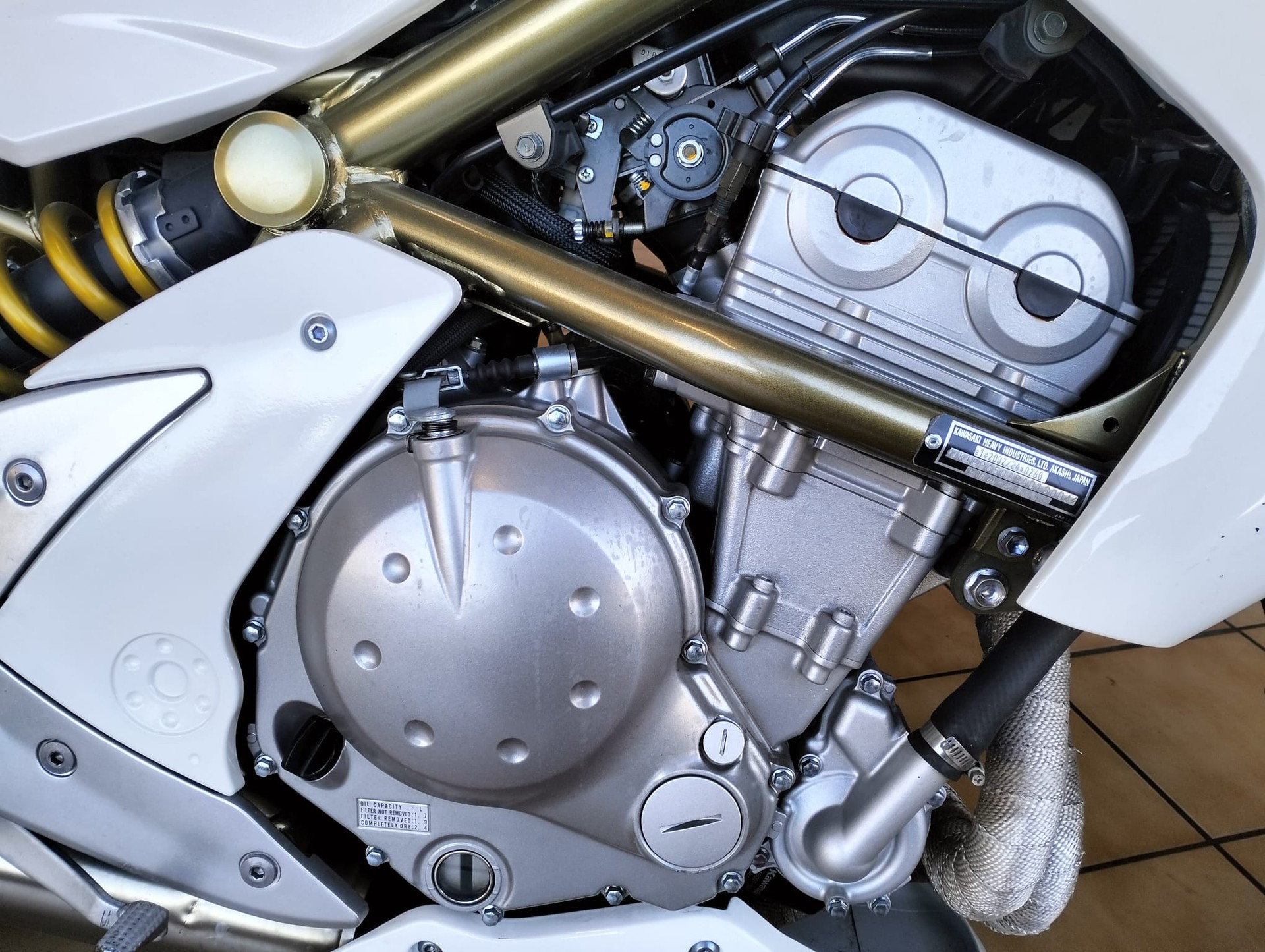 KAWASAKI ER-6 n ABS-image-4
