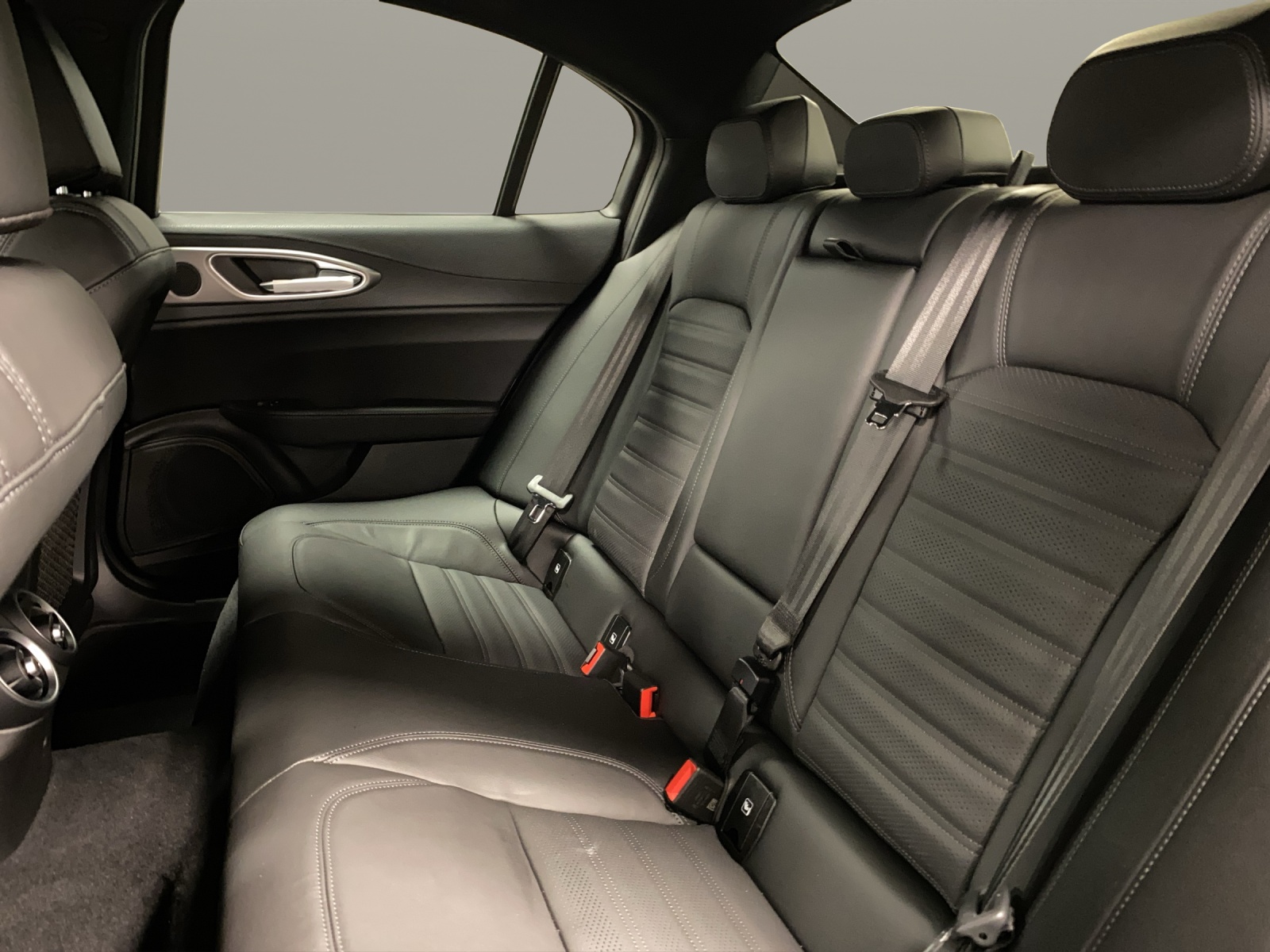 ALFA ROMEO Giulia 2.0 Q4 Veloce-image-10