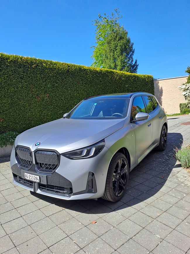 BMW X3 xDrive 20i M Sport Pro Individual-image-2
