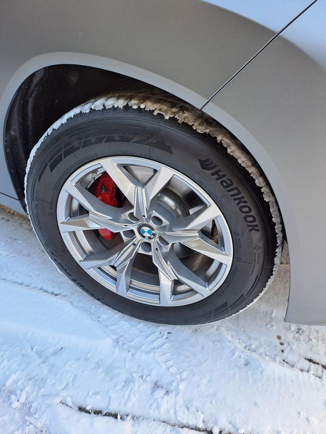 BMW X3 xDrive 20i M Sport Pro Individual-image-17