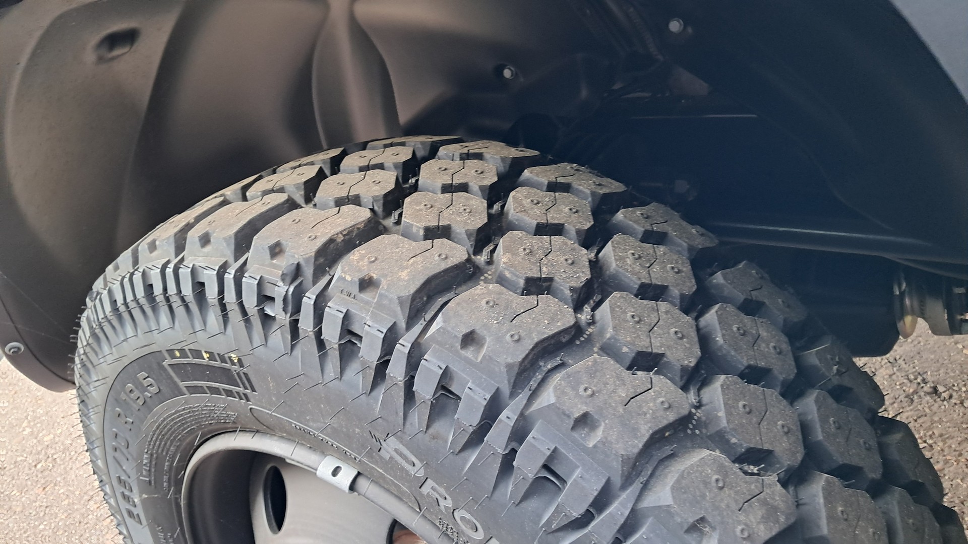 IVECO Daily 4x4 Fahrgestell / Chassis-showroom-element-2