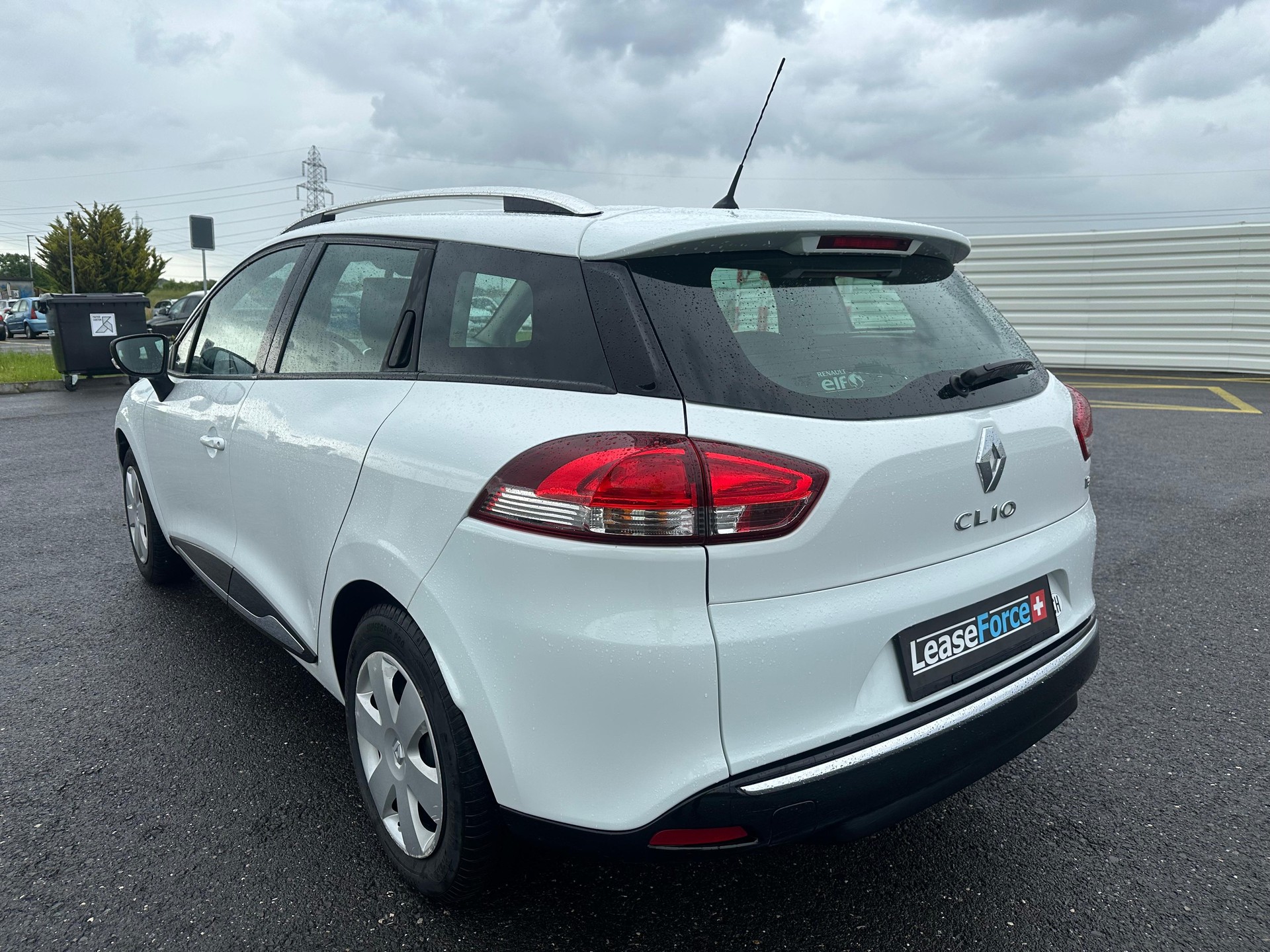 RENAULT Clio Grandtour 0.9 12V Expression-image-14