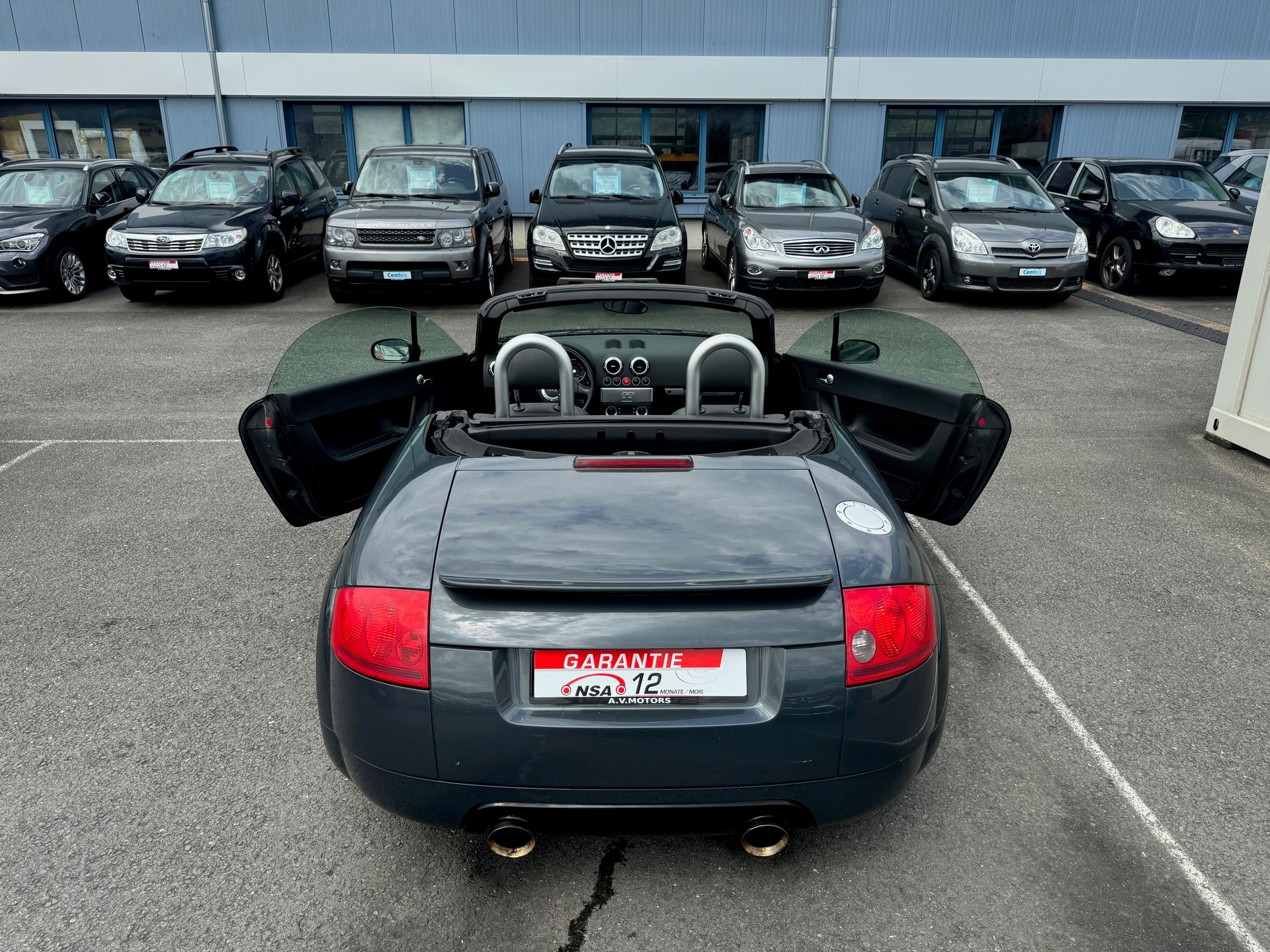 AUDI TT Roadster 1.8 T quattro-image-12