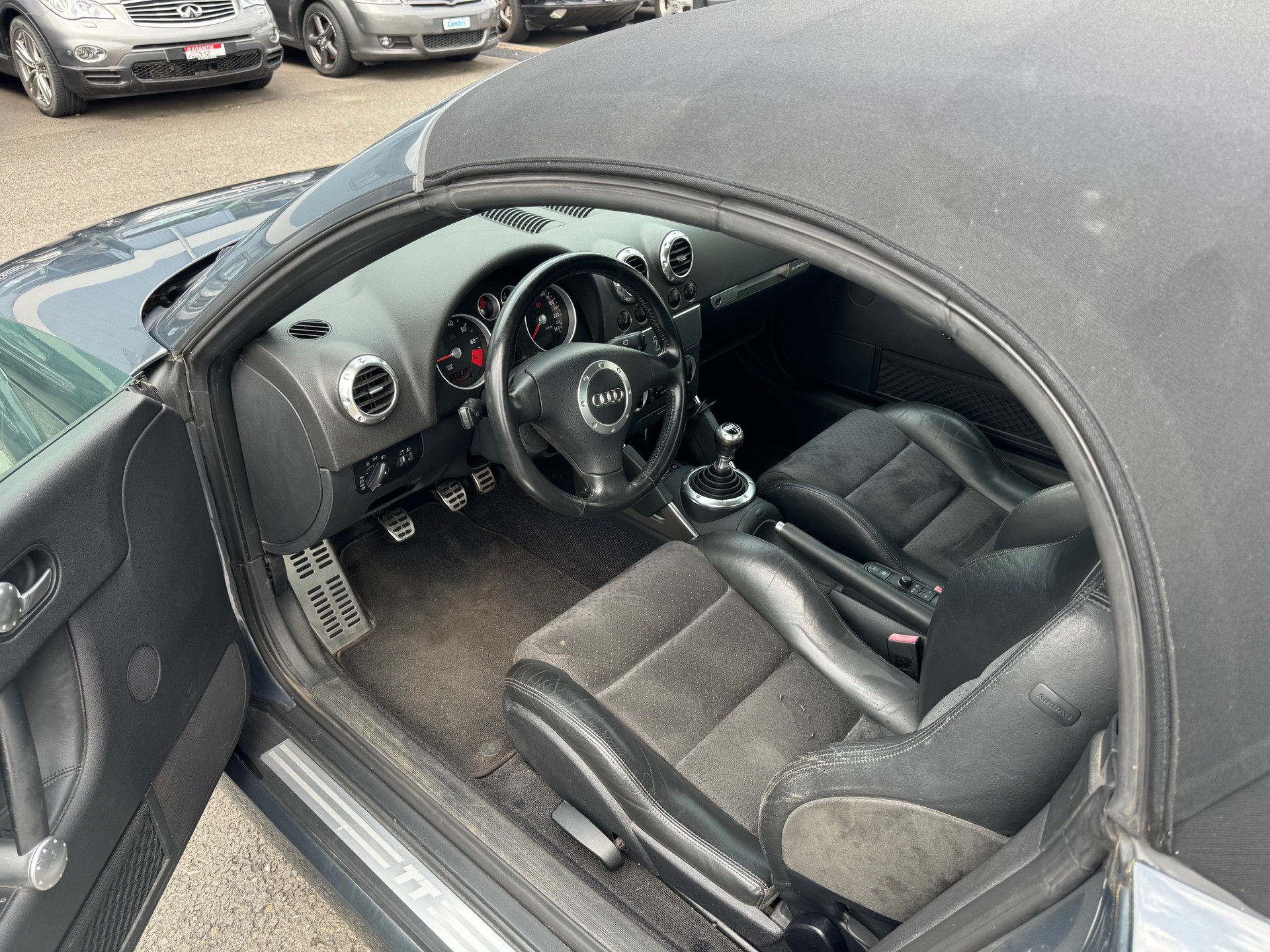 AUDI TT Roadster 1.8 T quattro-image-7
