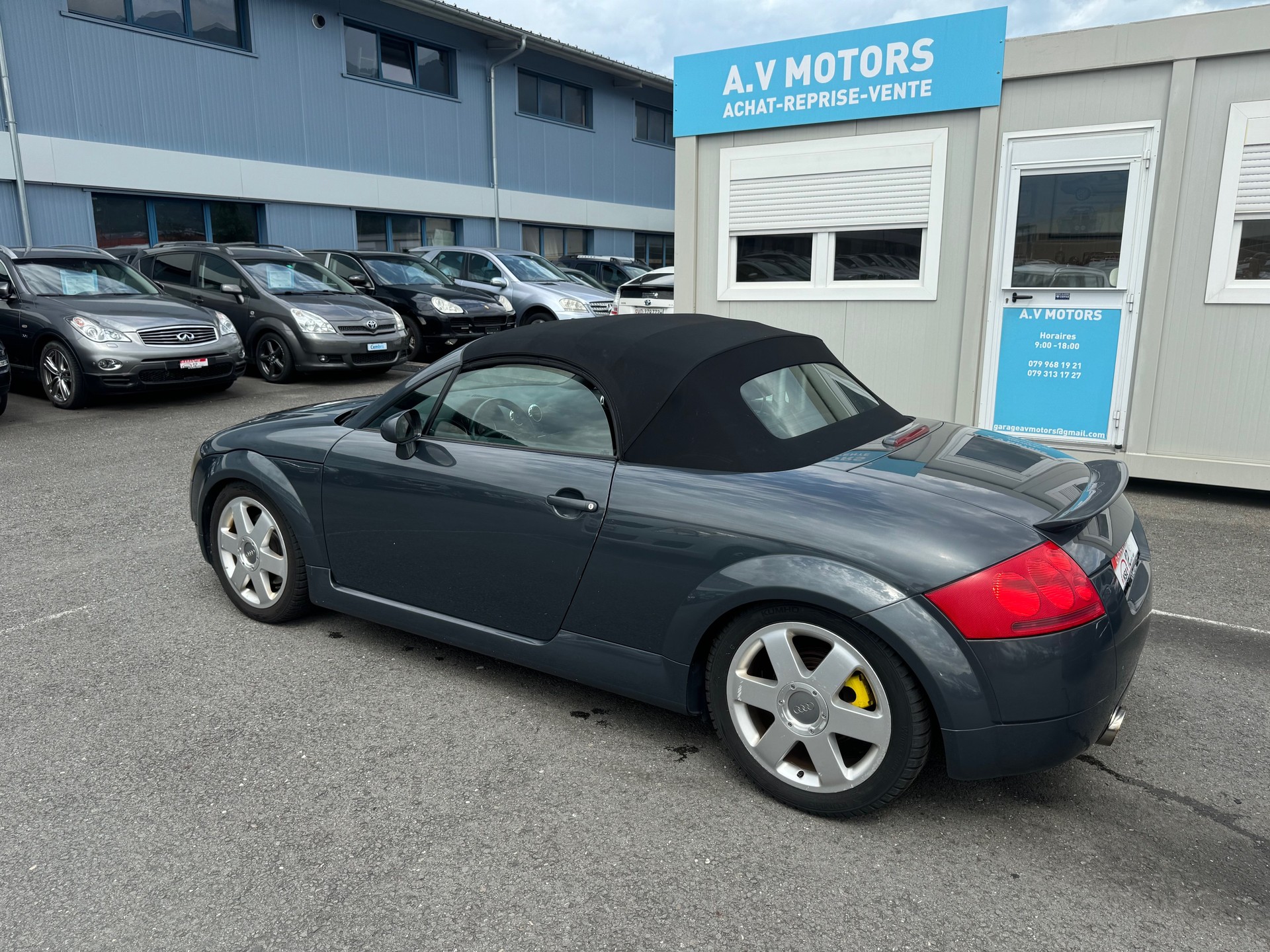 AUDI TT Roadster 1.8 T quattro-image-3