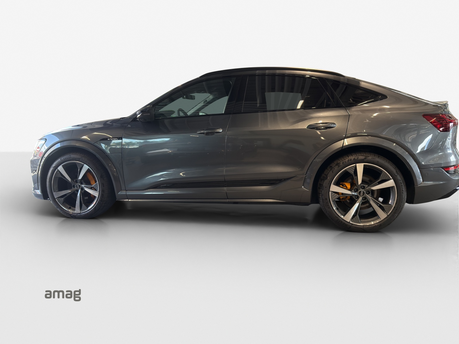 AUDI e-tron S Sportback quattro-image-1