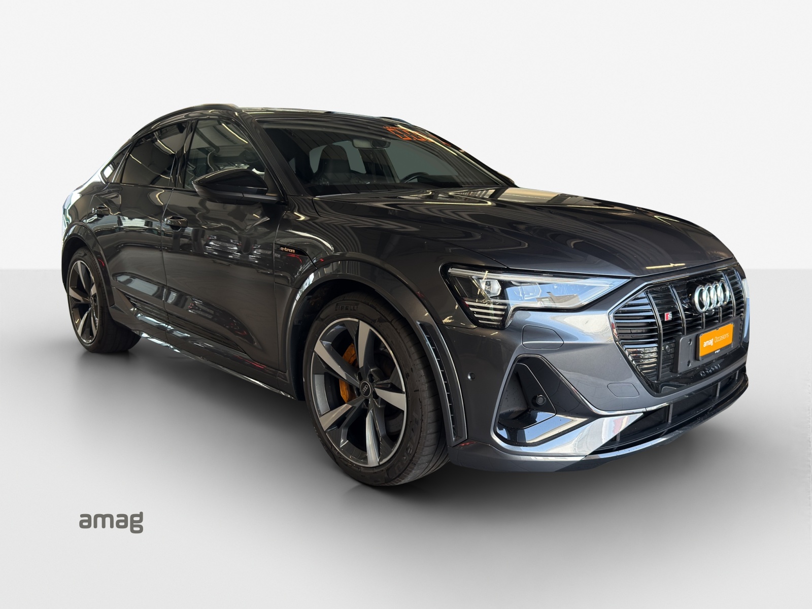 AUDI e-tron S Sportback quattro-image-6