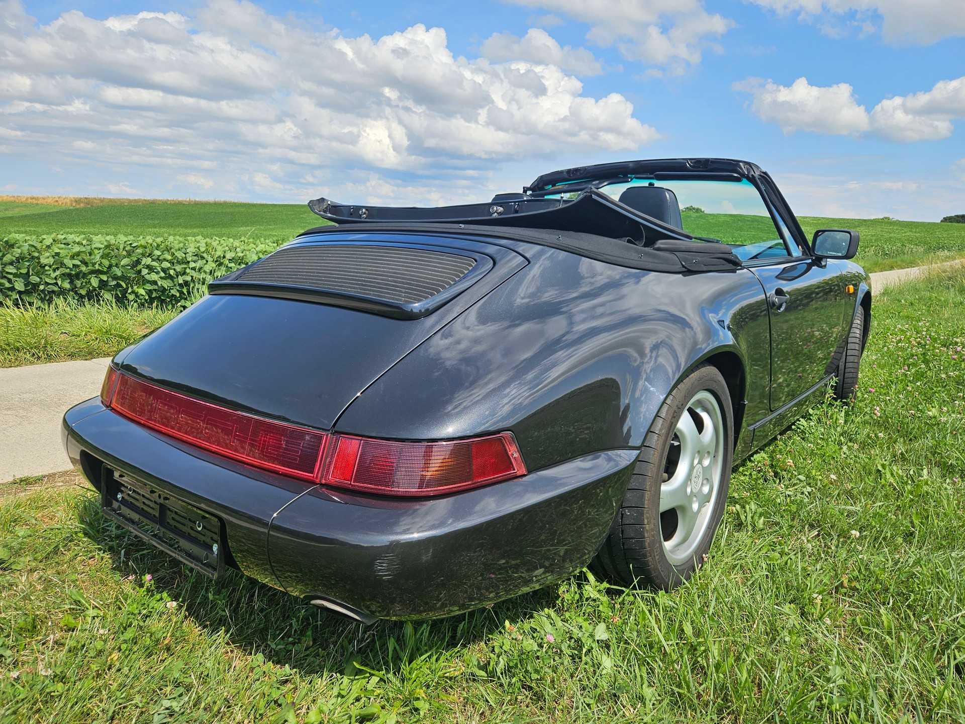 PORSCHE 911 Carrera 4 Cabrio-image-5