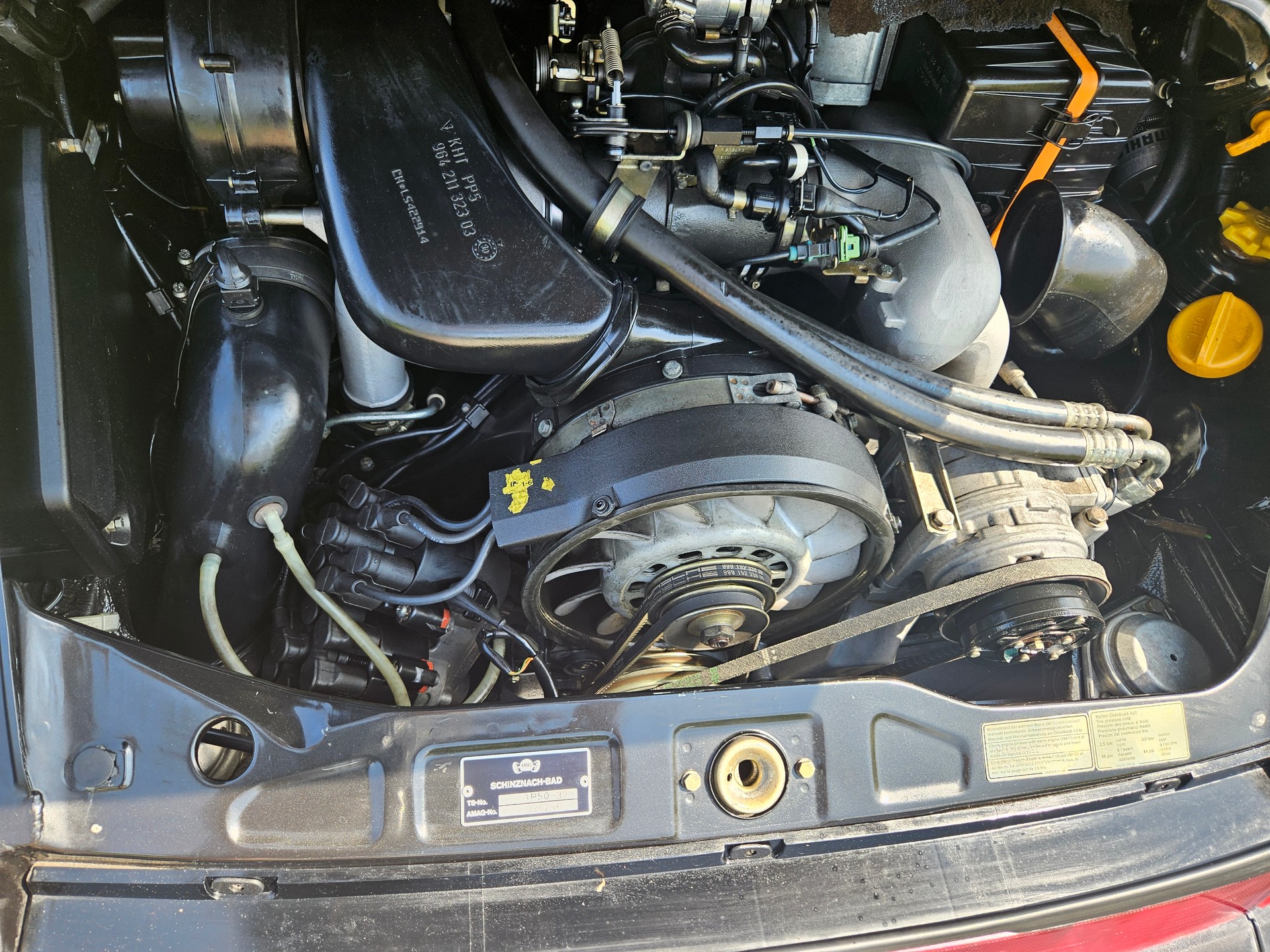 PORSCHE 911 Carrera 4 Cabrio-image-20