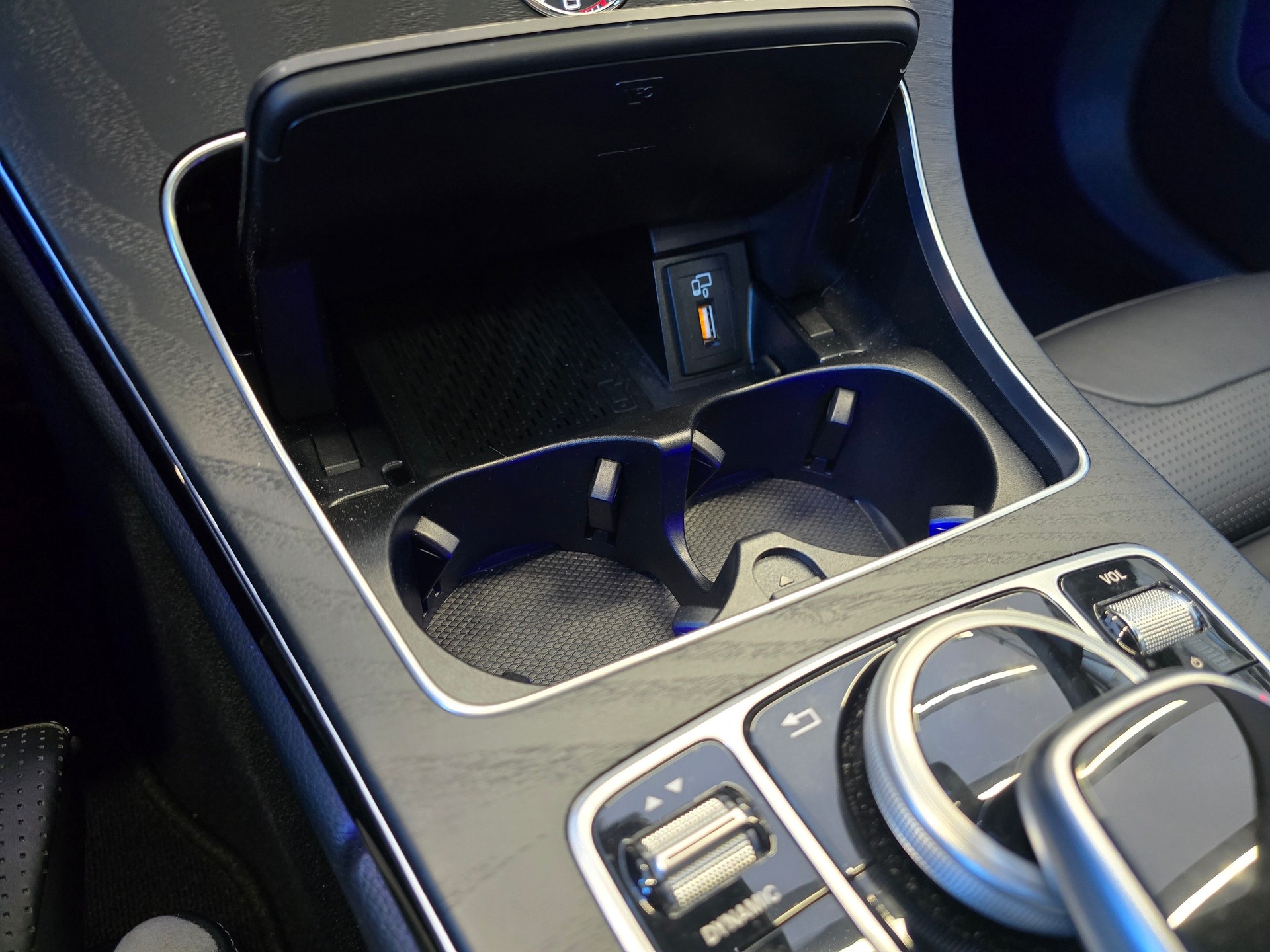 MERCEDES-BENZ C 63 AMG C 63 S AMG-image-19