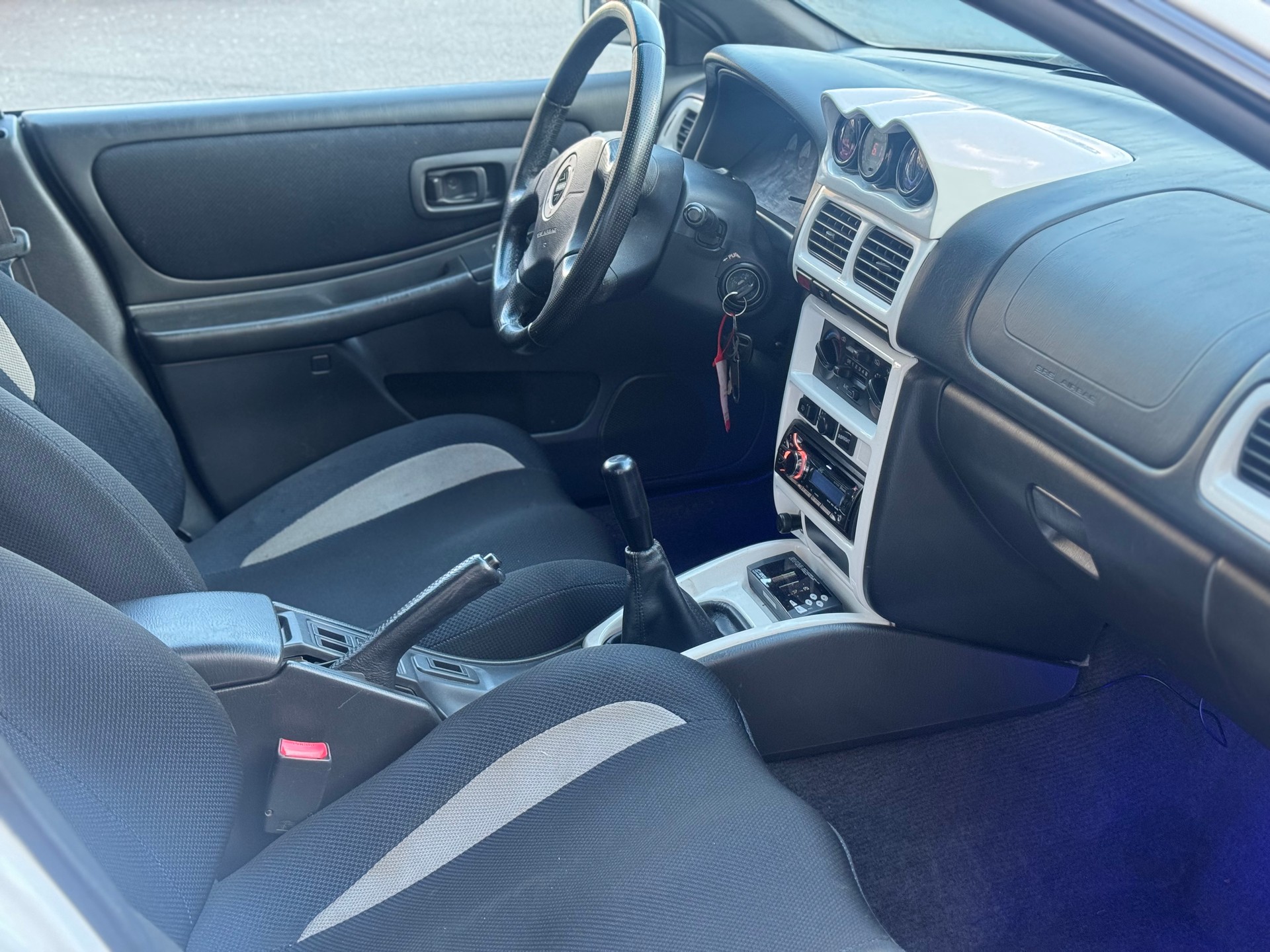 SUBARU Impreza 2.0 Turbo-image-18