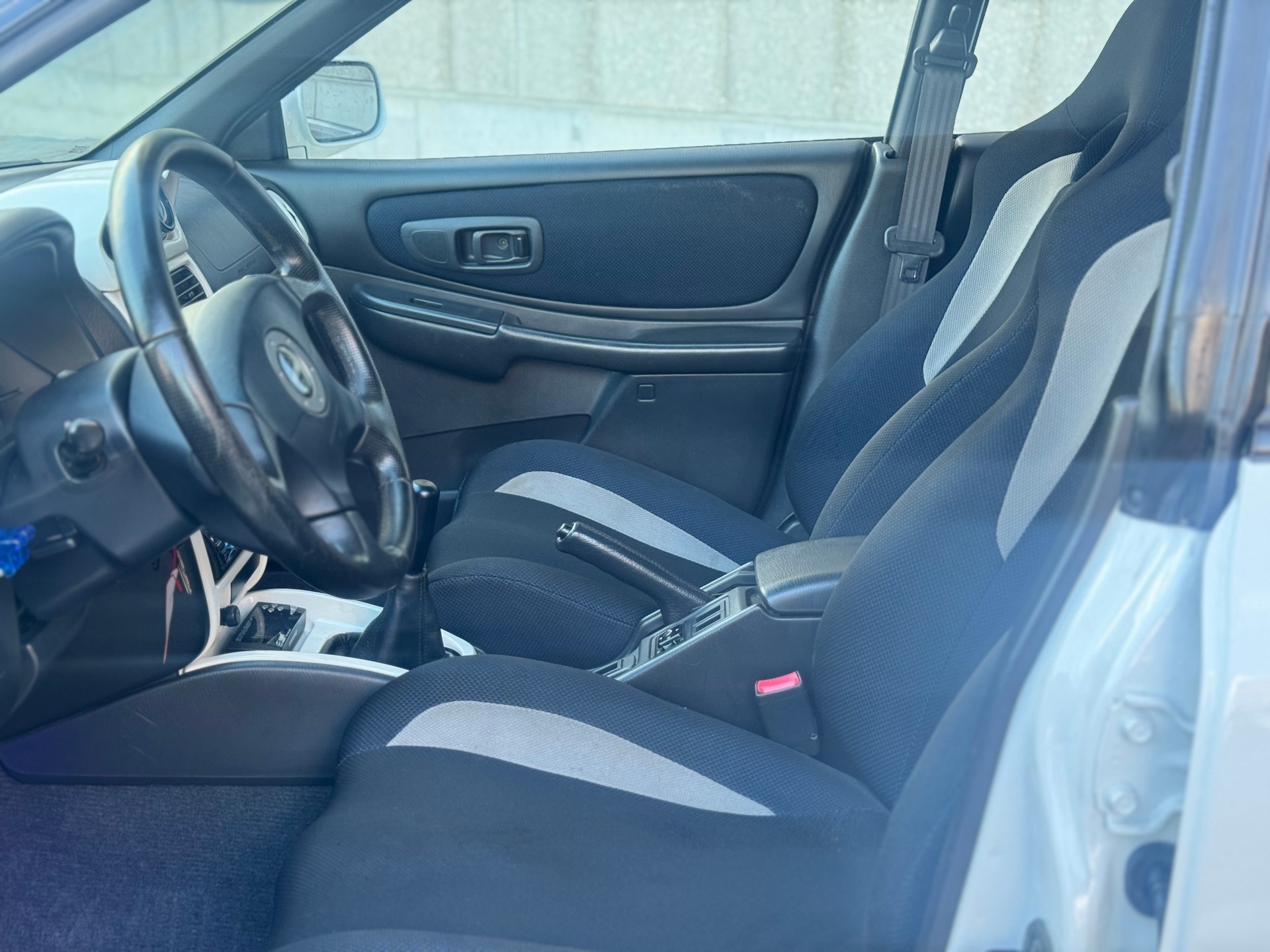 SUBARU Impreza 2.0 Turbo-image-9