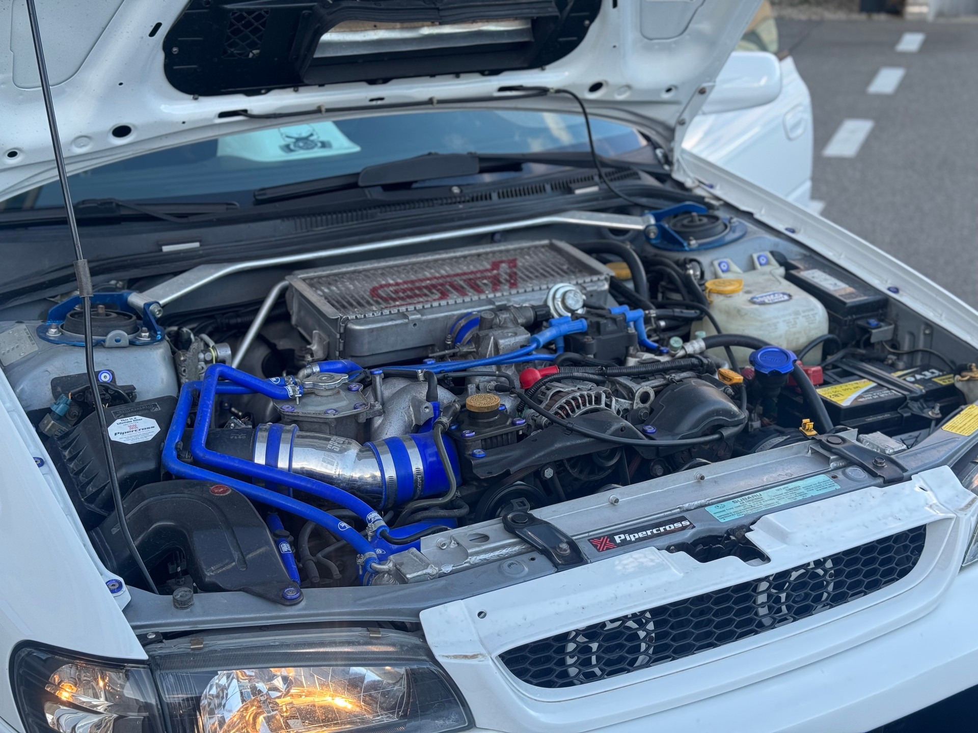 SUBARU Impreza 2.0 Turbo-image-24