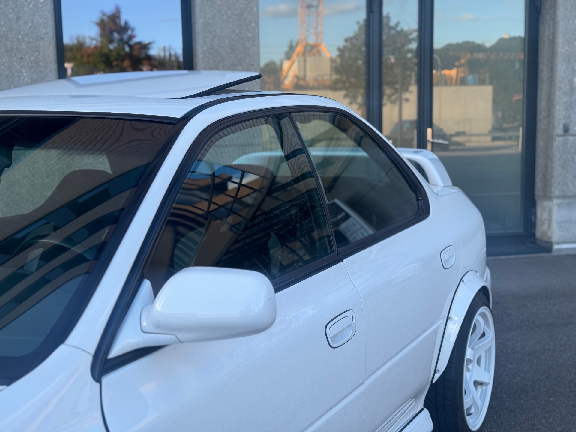 SUBARU Impreza 2.0 Turbo-image-11